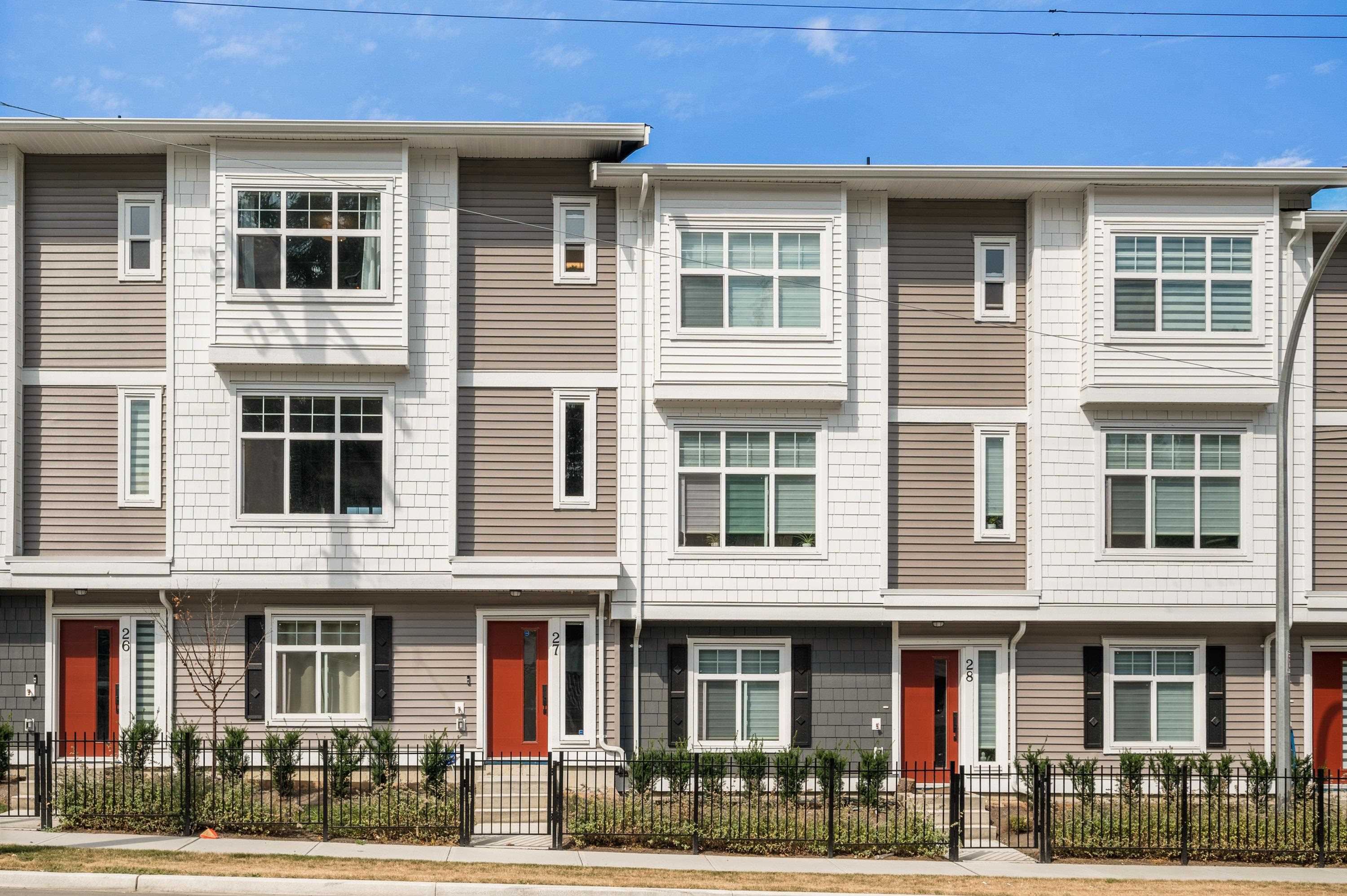 27 2033 McKenzie Road, Abbotsford, BC, V2S 0M2 R2715913 Sonja