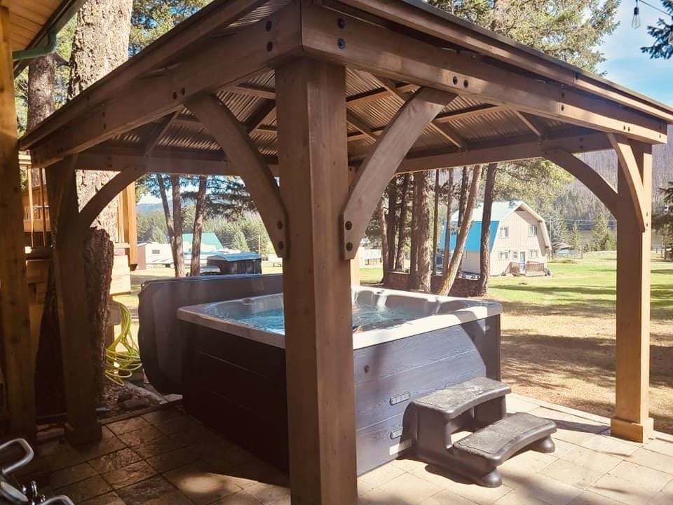 3062 Loon Lake Road, No City Value, BC, V0K 1H1 R2719638 Jag and