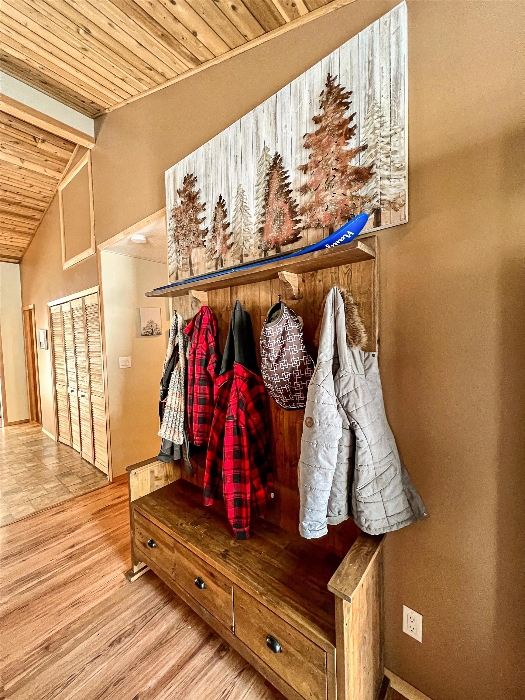 3062 Loon Lake Road, No City Value, BC, V0K 1H1 R2719638 Jag and