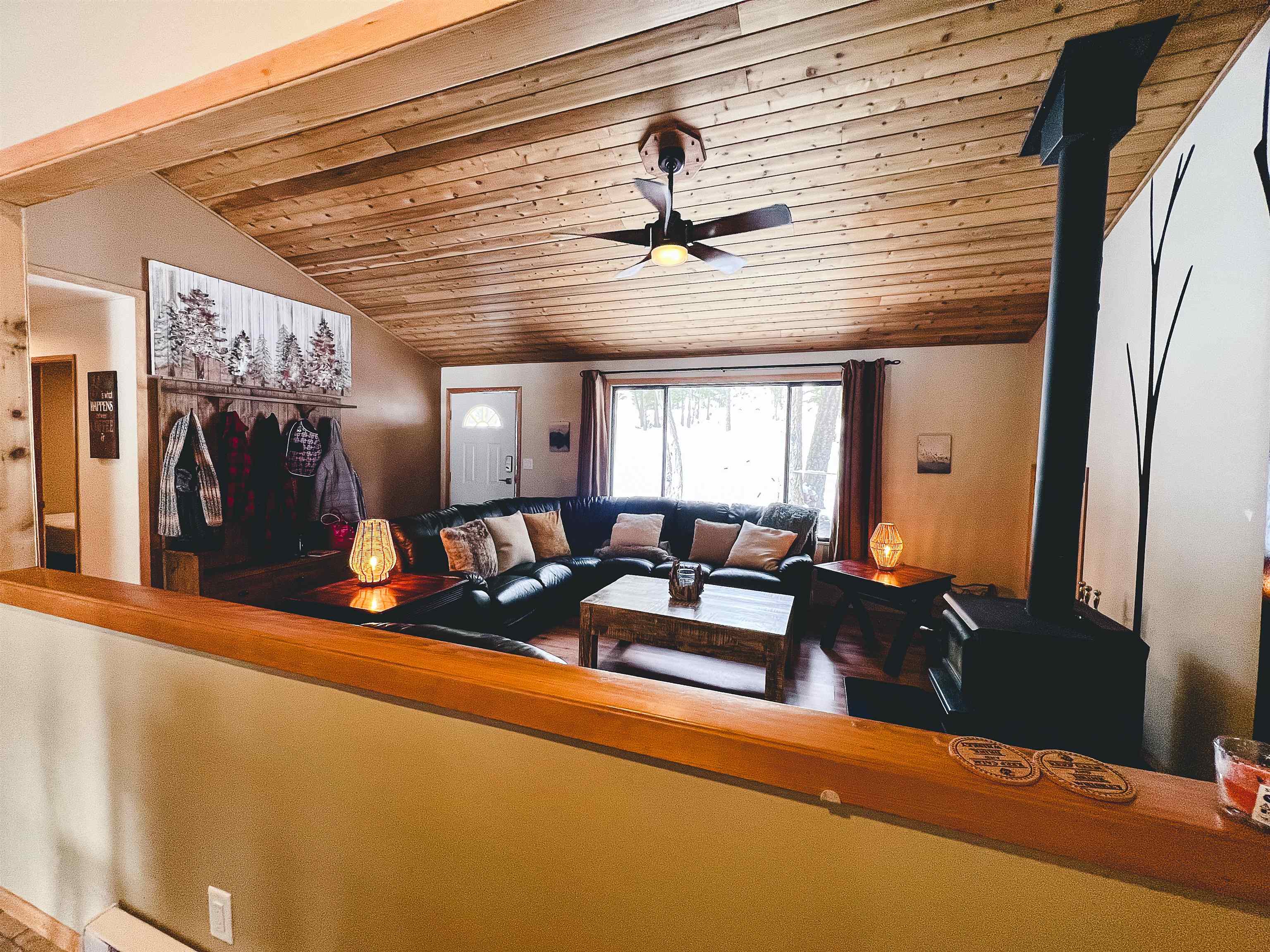 3062 Loon Lake Road, No City Value, BC, V0K 1H1 R2719638 Jag and