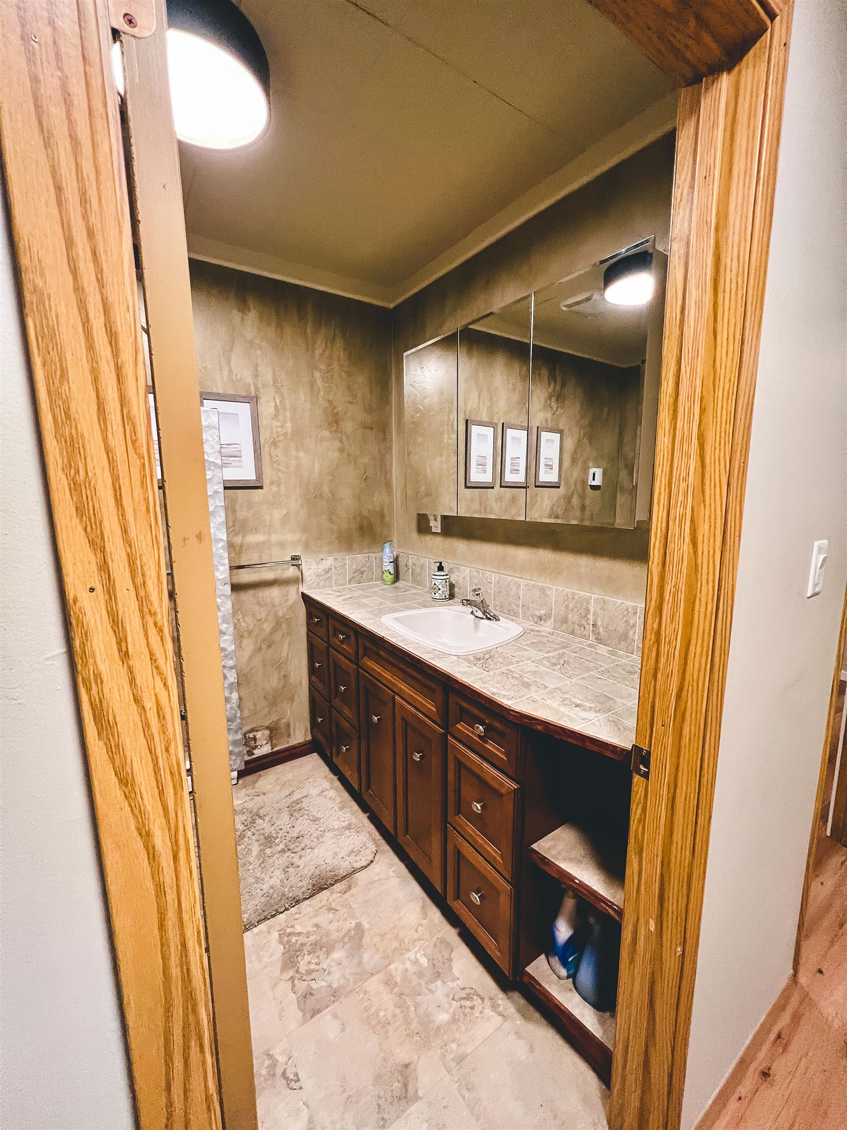 3062 Loon Lake Road, No City Value, BC, V0K 1H1 R2719638 Jag and