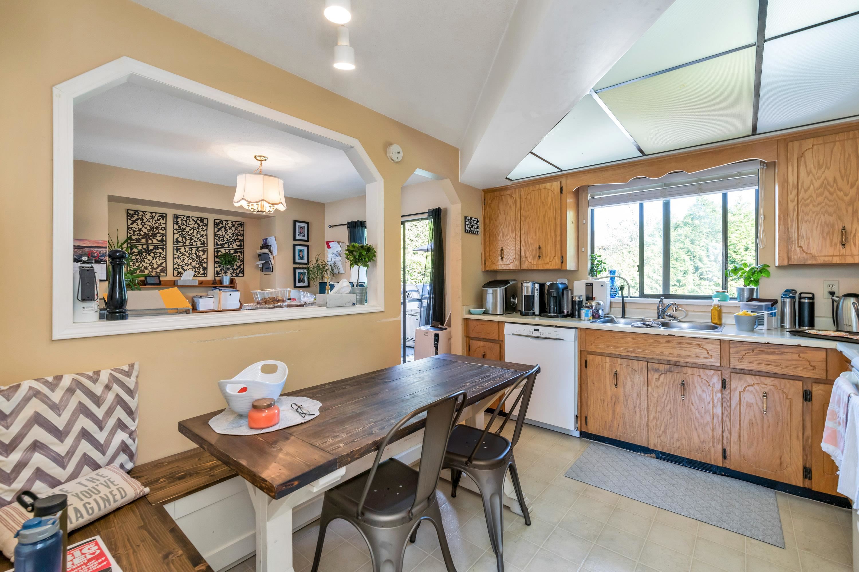 31129 Gardner Avenue, Abbotsford, BC, V2T 5E1 R2722235 Angela