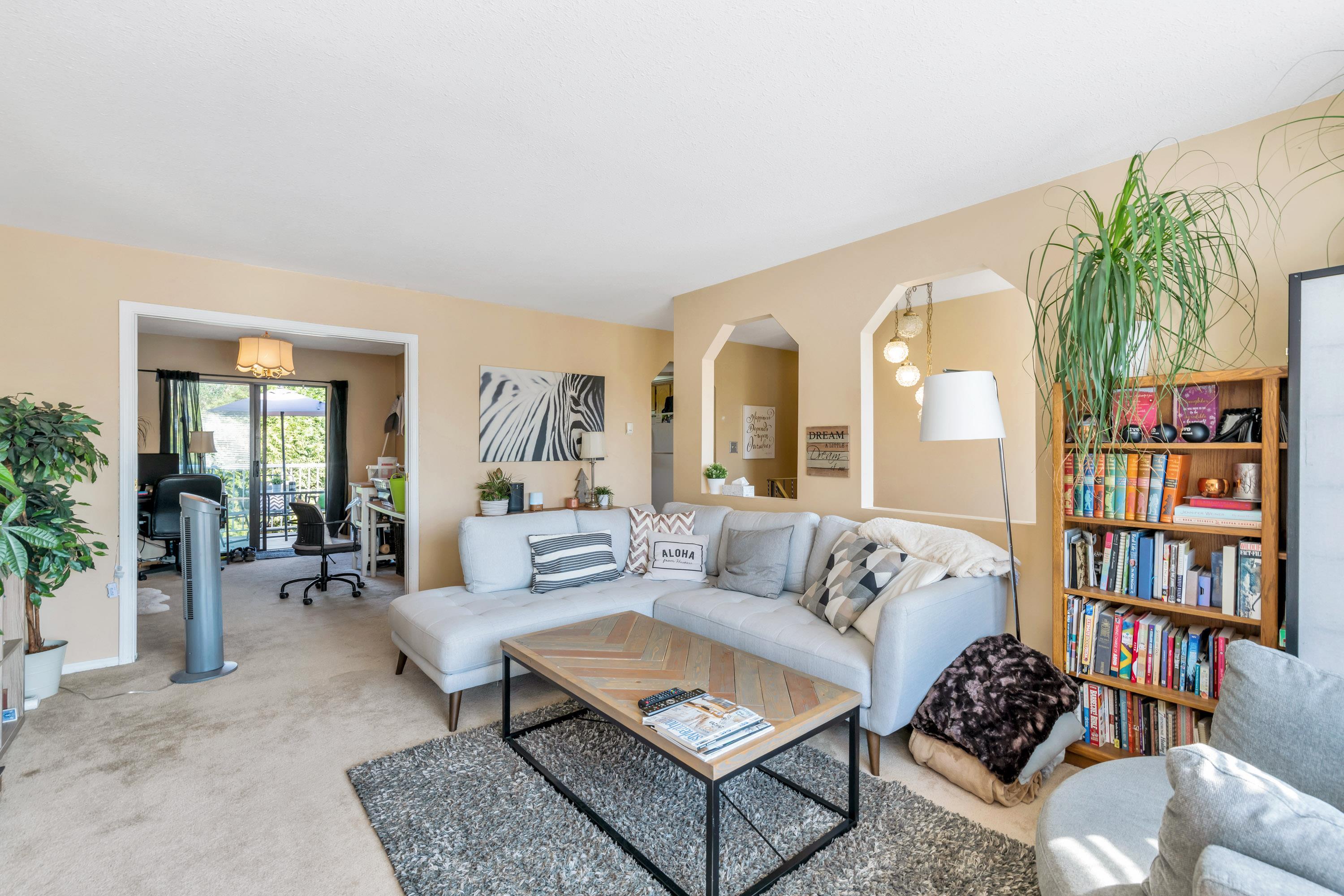 31129 Gardner Avenue, Abbotsford, BC, V2T 5E1 R2722235 Angela