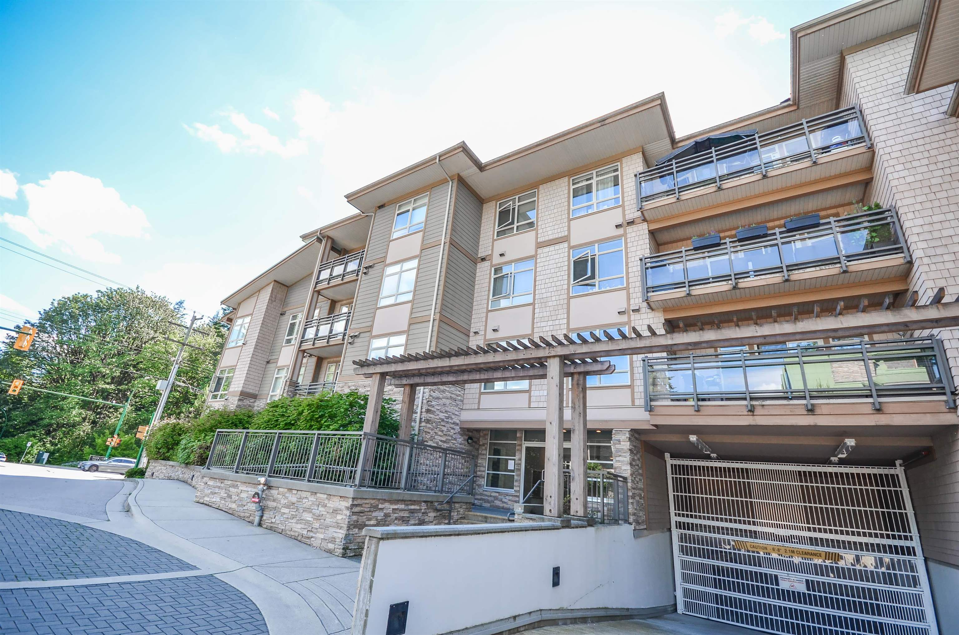 205 3294 Mt Seymour Parkway, North Vancouver, BC, V7H 0B1 R2725776