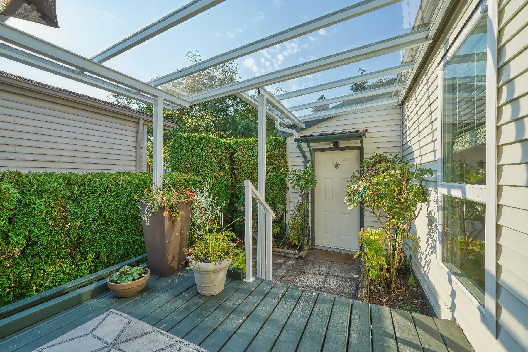 76 2345 Cranley Drive, Surrey, BC, V4A 9G5 • R2730002 • Whitestone