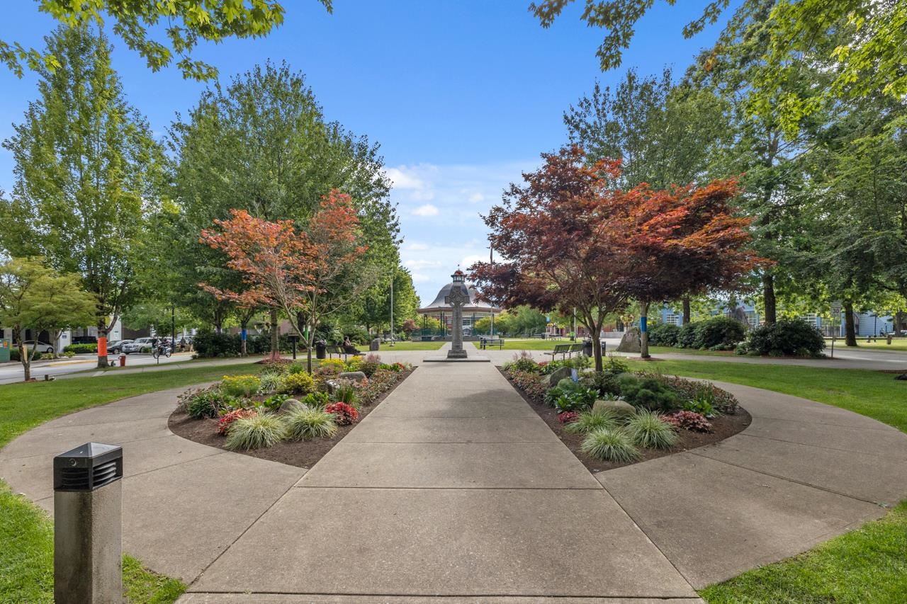 211 22356 McIntosh Avenue, Maple Ridge, BC, V2X 3C1 R2730475 Dawar