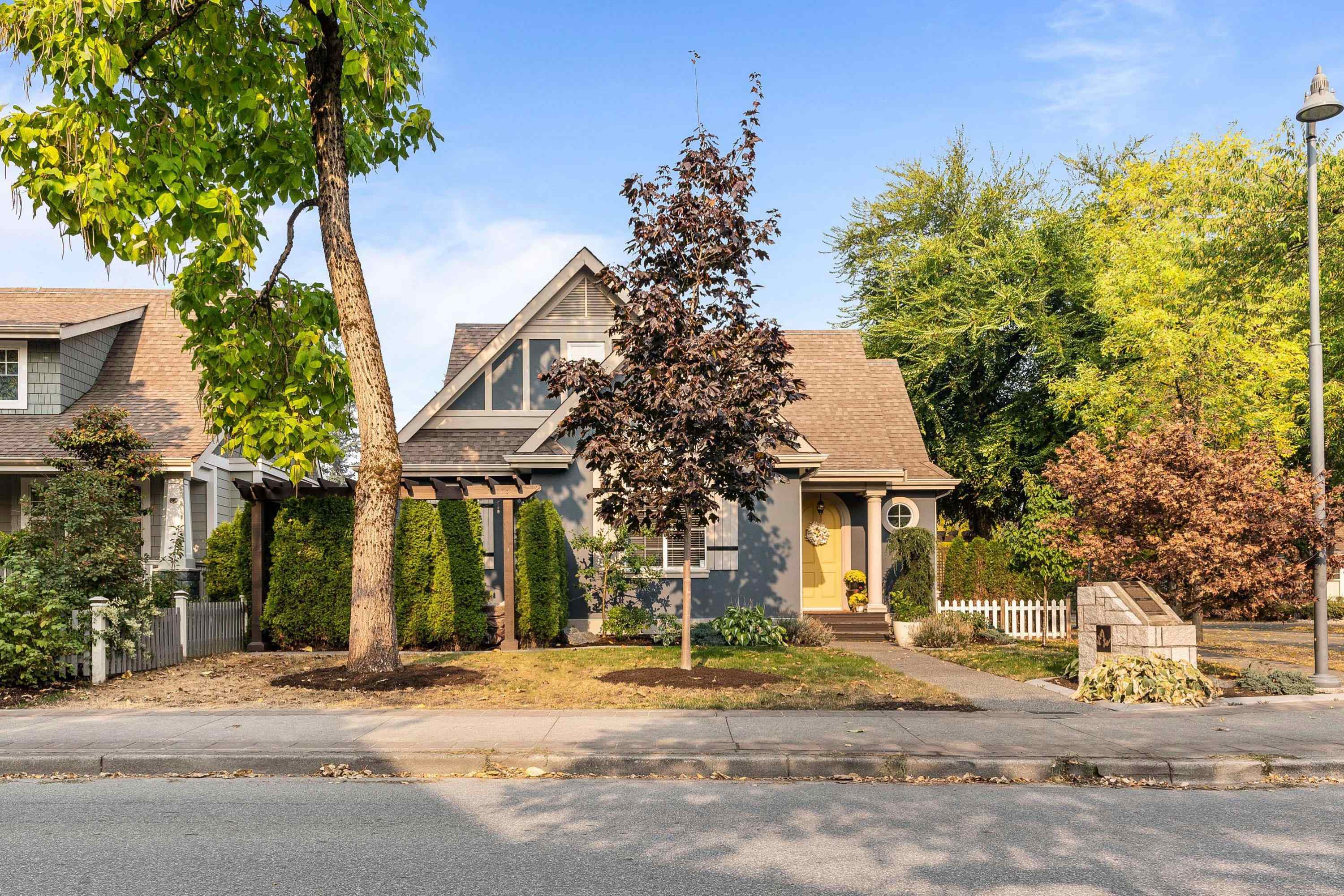 5865 Garrison Boulevard, Sardis, BC, V2R 5X9 R2731317 Sarah Toop