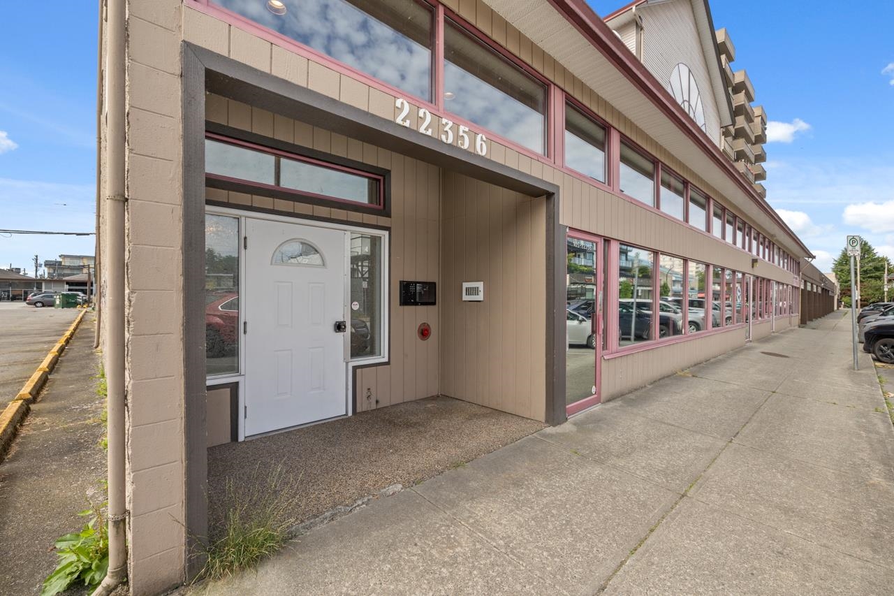 211 22356 McIntosh Avenue, Maple Ridge, BC, V2X 3C1 R2730475 Dawar