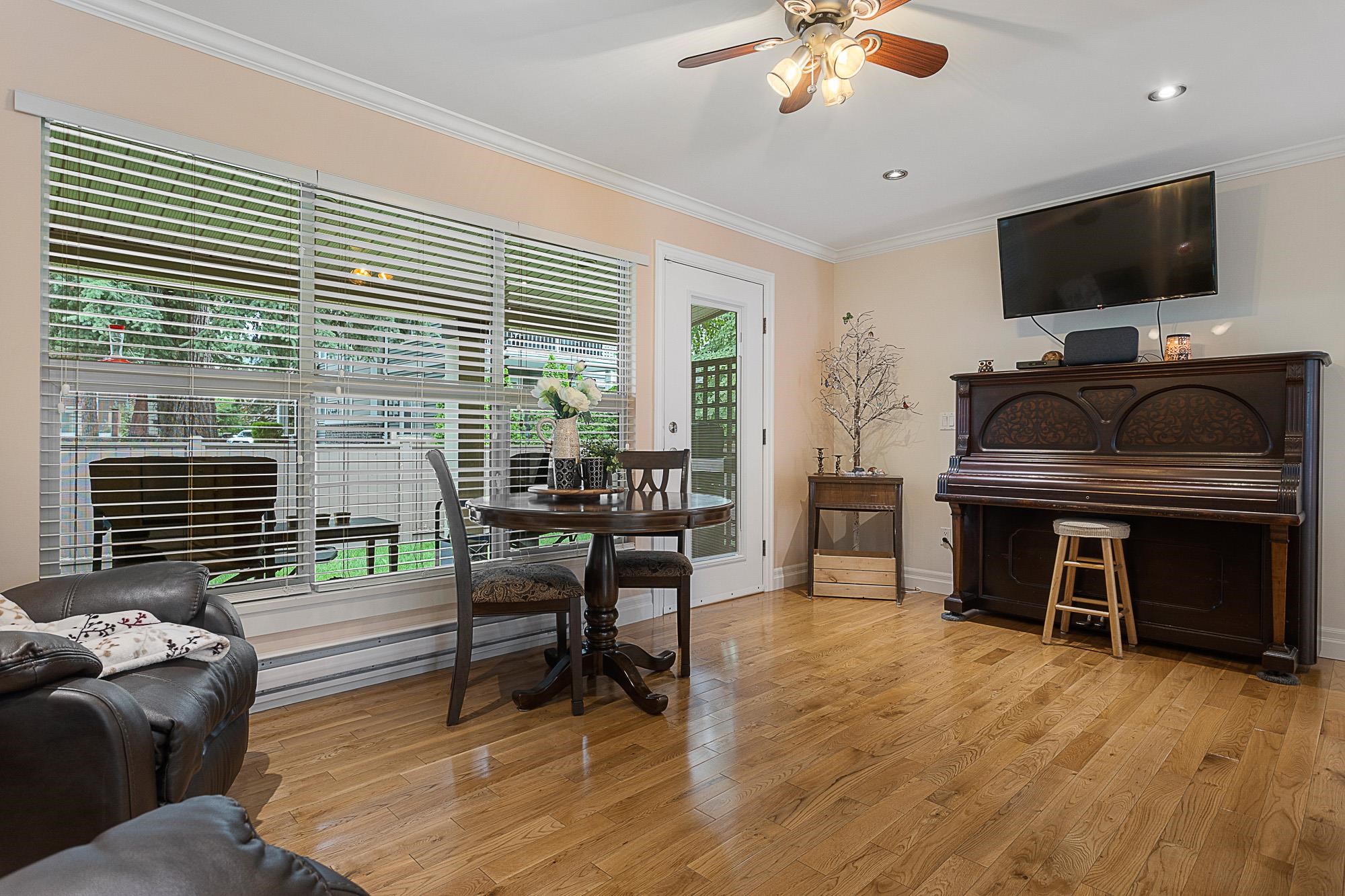 20 5960 Cowichan Street, Chilliwack, BC, V2R 0L6 R2734292 Sarah