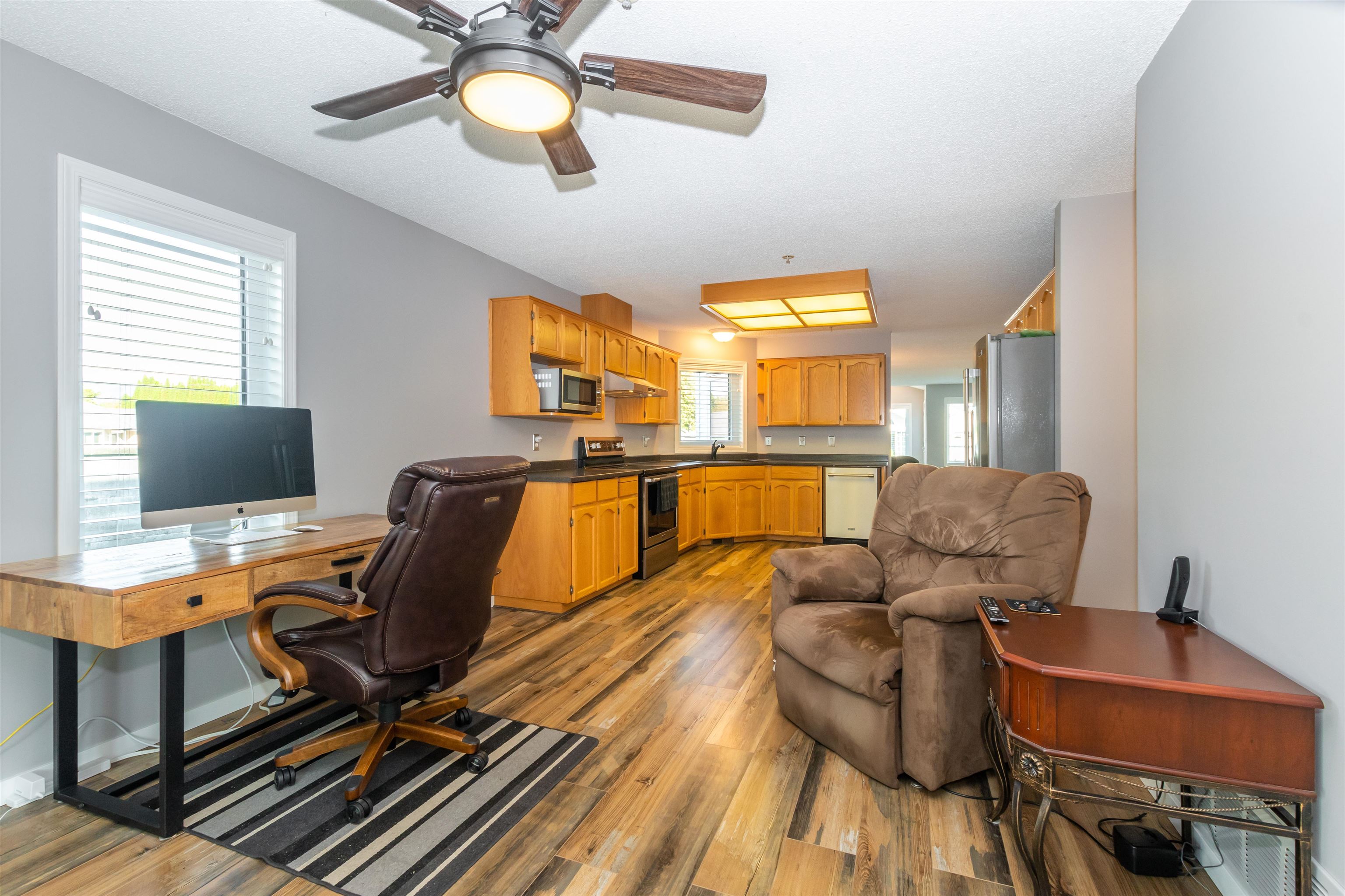  1 46244 Brooks Avenue, Chilliwack, BC R2735147 Your Specialist