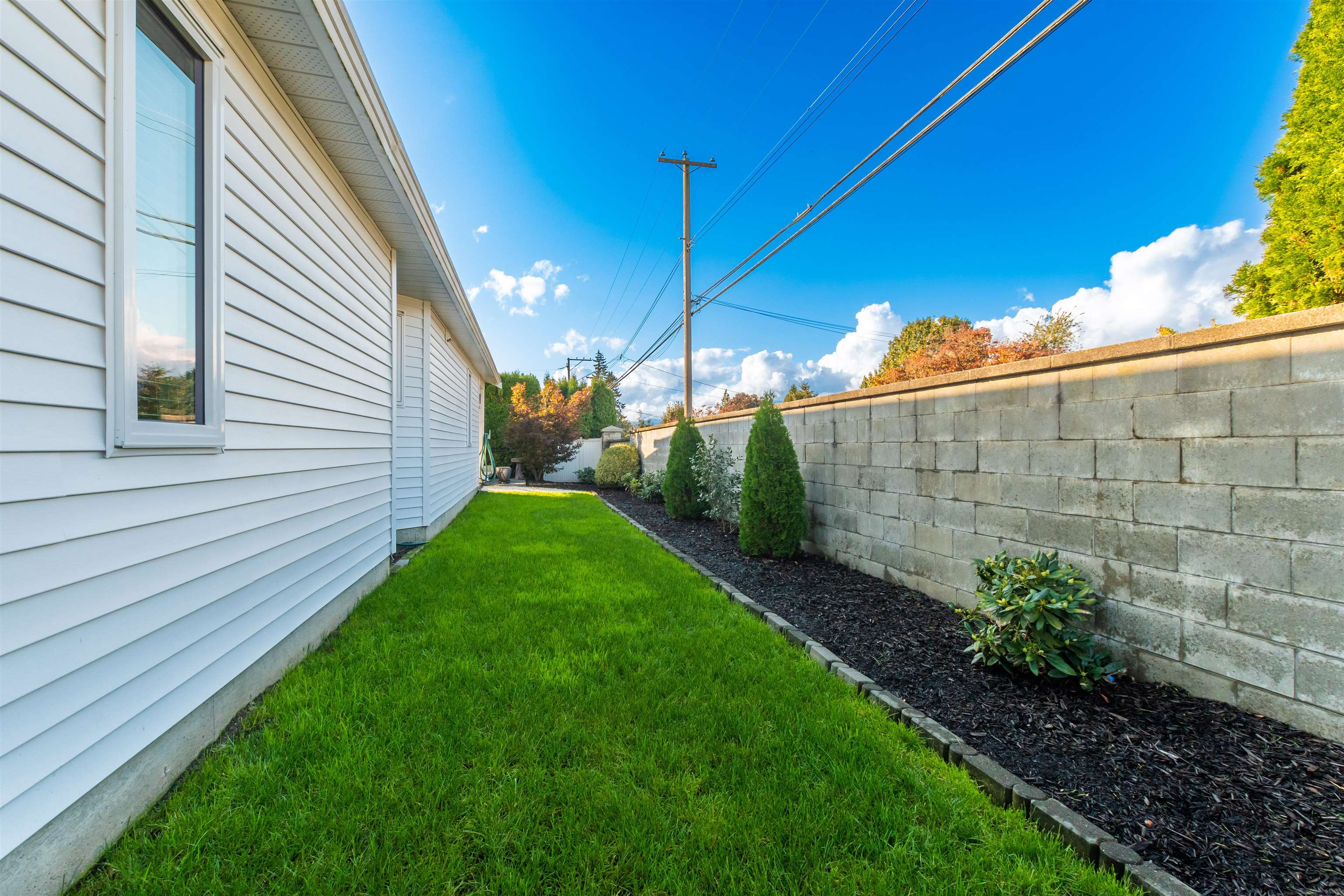  1 46244 Brooks Avenue, Chilliwack, BC R2735147 Your Specialist