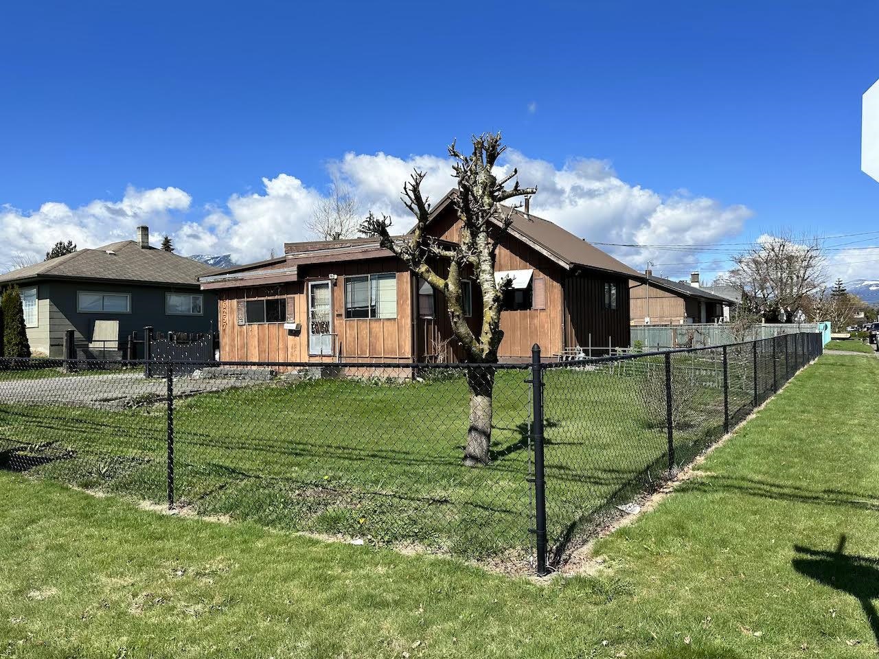 46257 Portage Avenue, Chilliwack, BC, V2P 3E5 R2765182 The Maharaj