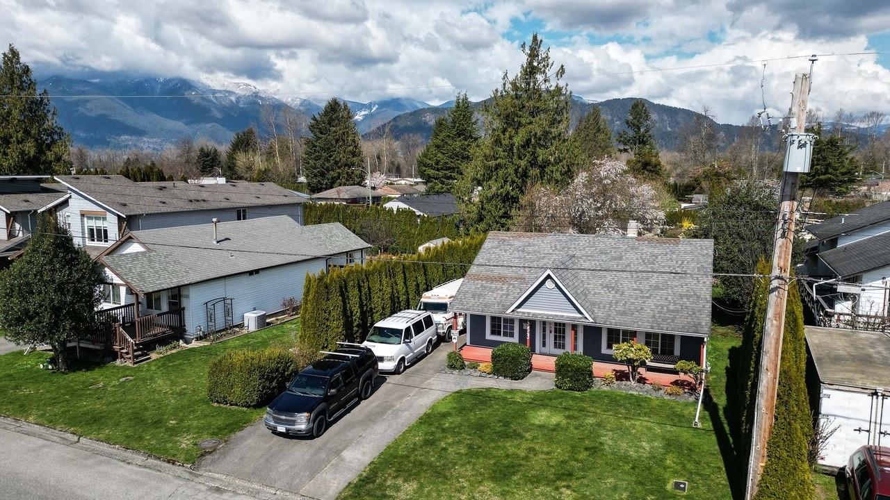 45543 Reece Avenue, Chilliwack, BC, V2P 3A2 R2765510 Sarah Toop