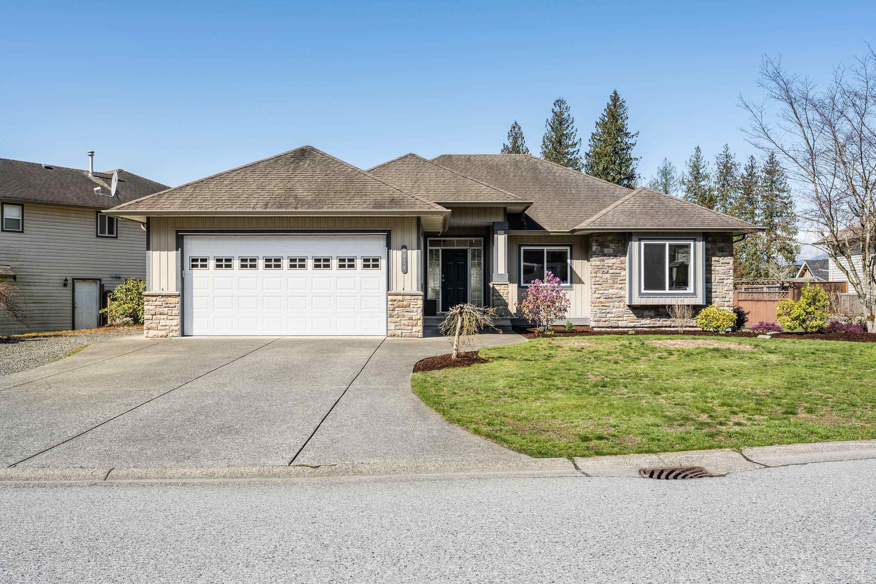 9979 Llanberis Way, Rosedale, BC, V0X 1X1 R2767773 Bryan Van Hoepen