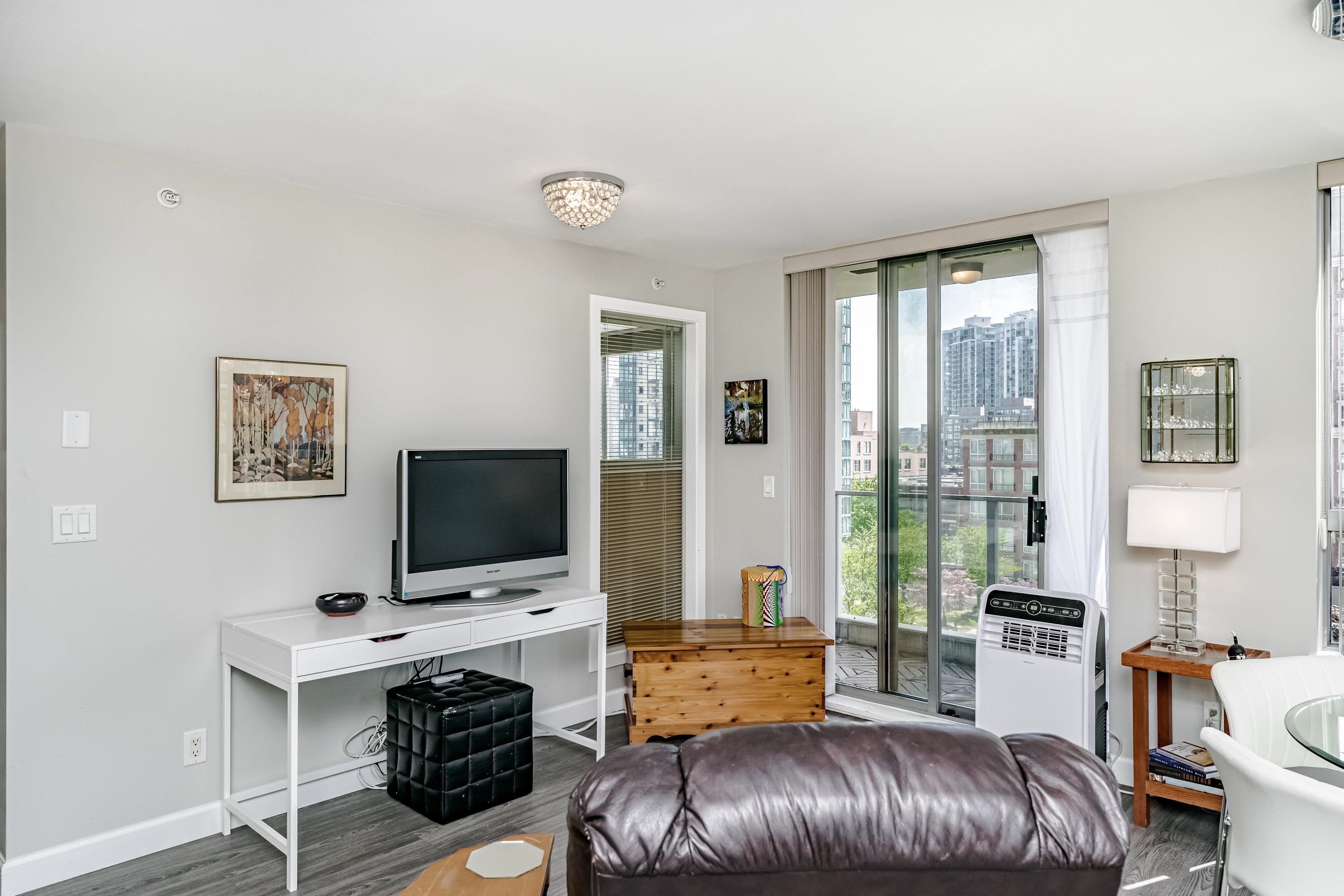 706 1225 Richards Street, Vancouver, BC, V6B 1E6 R2787246 Llawrey Godinn 706 1225 Richards Street, Vancouver, BC, V6B 1E6 R2787246 Llawrey Godinn