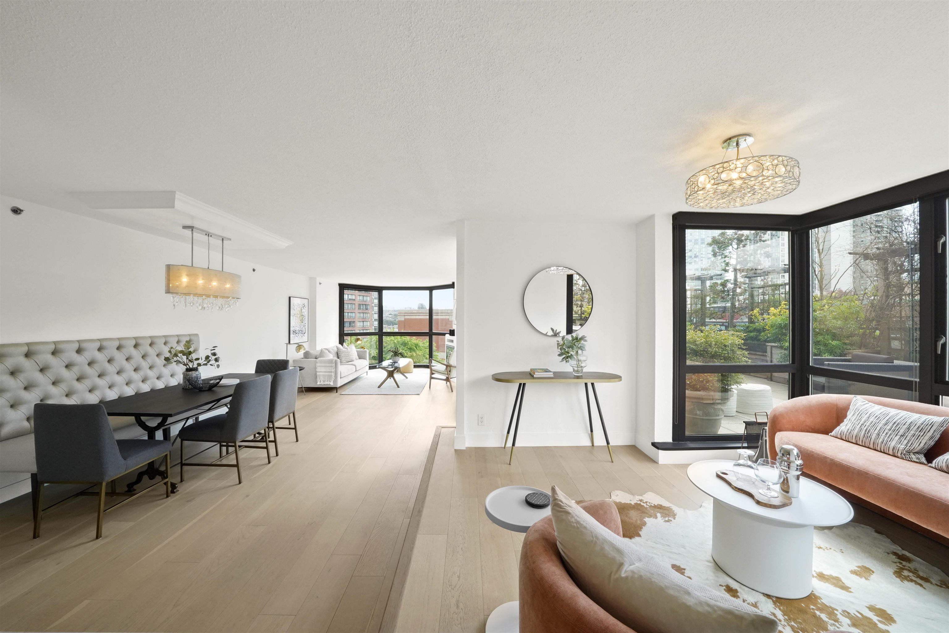 705, 212 Davie Street, Vancouver, BC, V6B 5Z4 R2789157 We Sell YVR Team