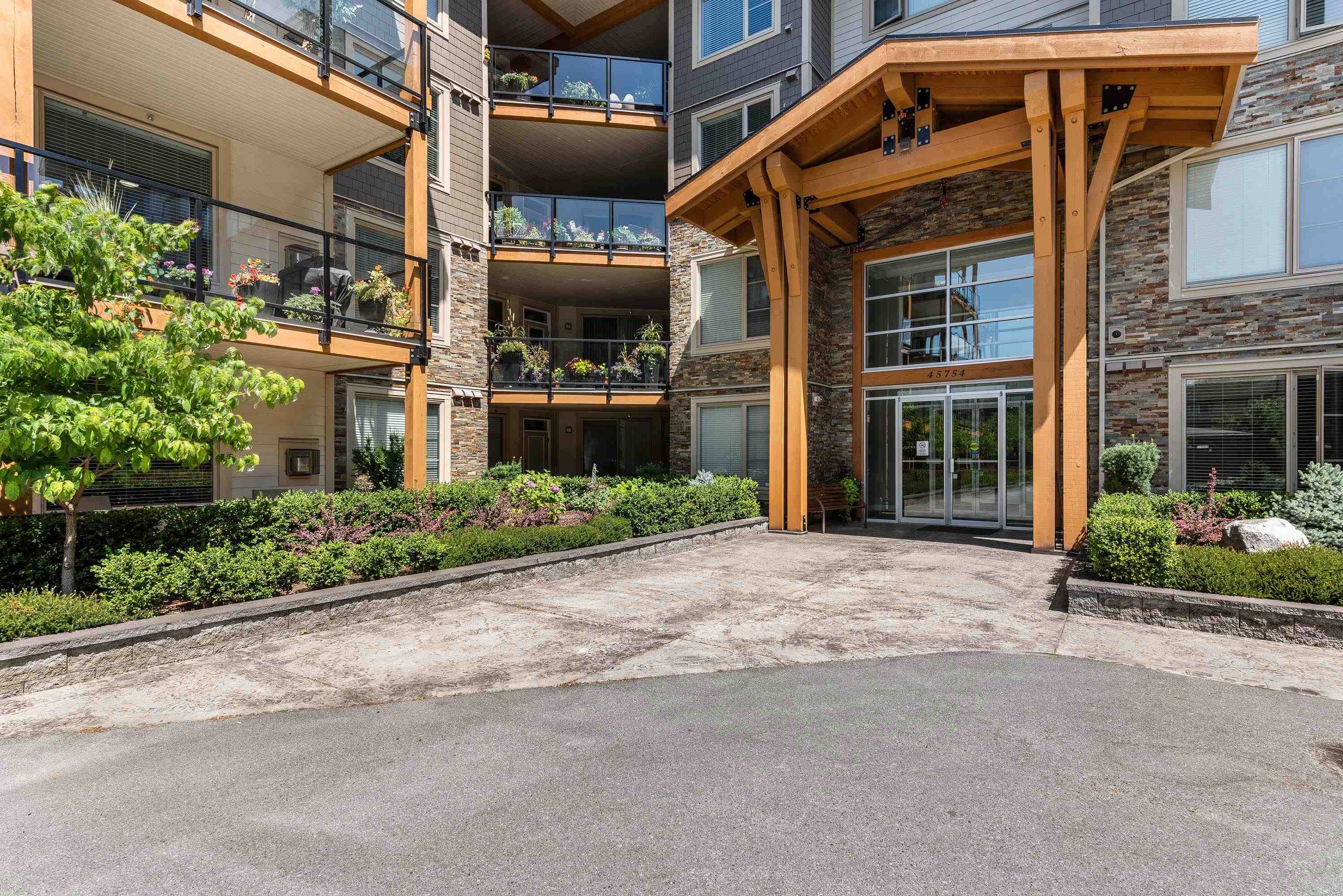  202 45754 Keith Wilson Road, Sardis, BC R2798238 Your Specialist