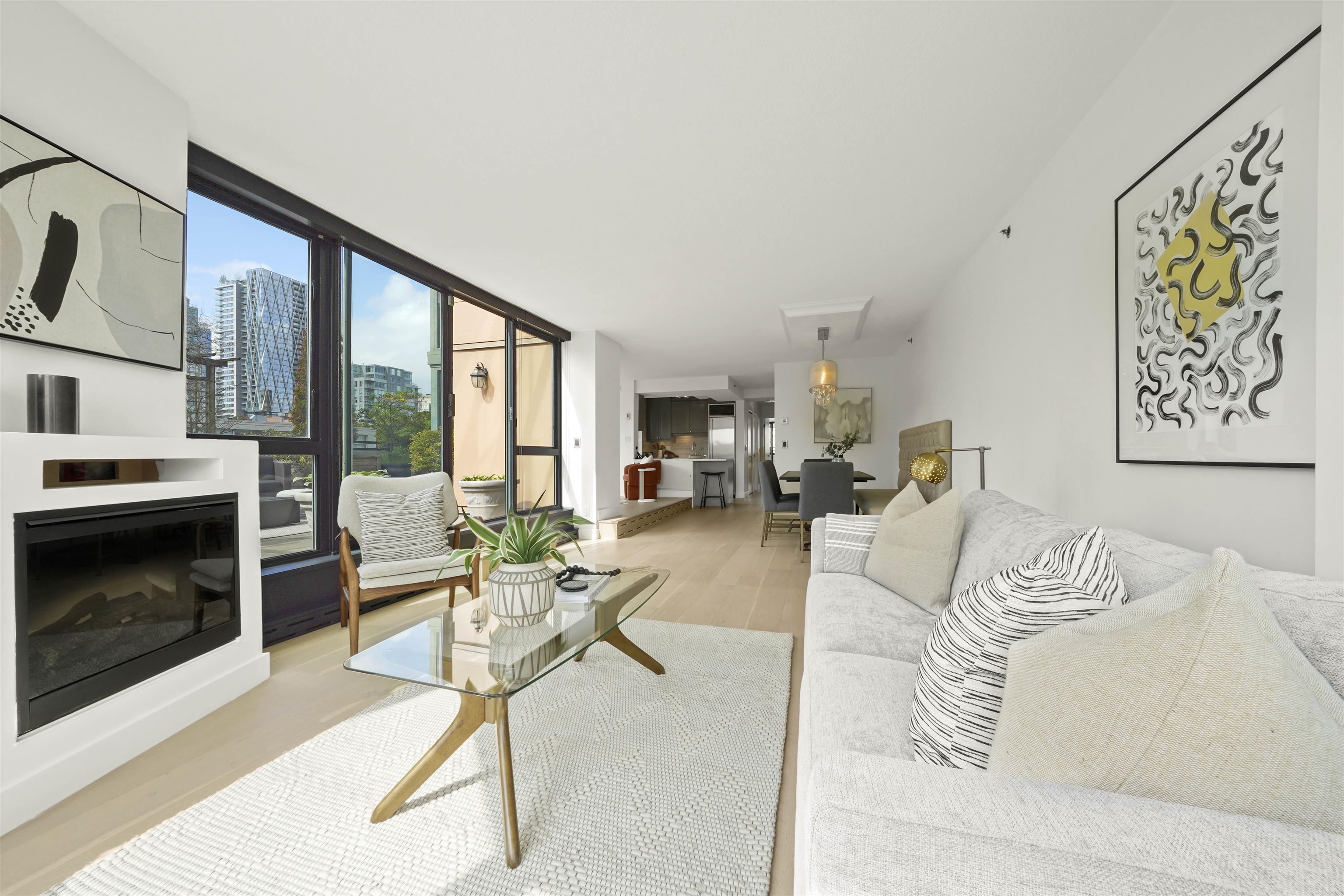 705, 212 Davie Street, Vancouver, BC, V6B 5Z4 R2832409 We Sell YVR Team