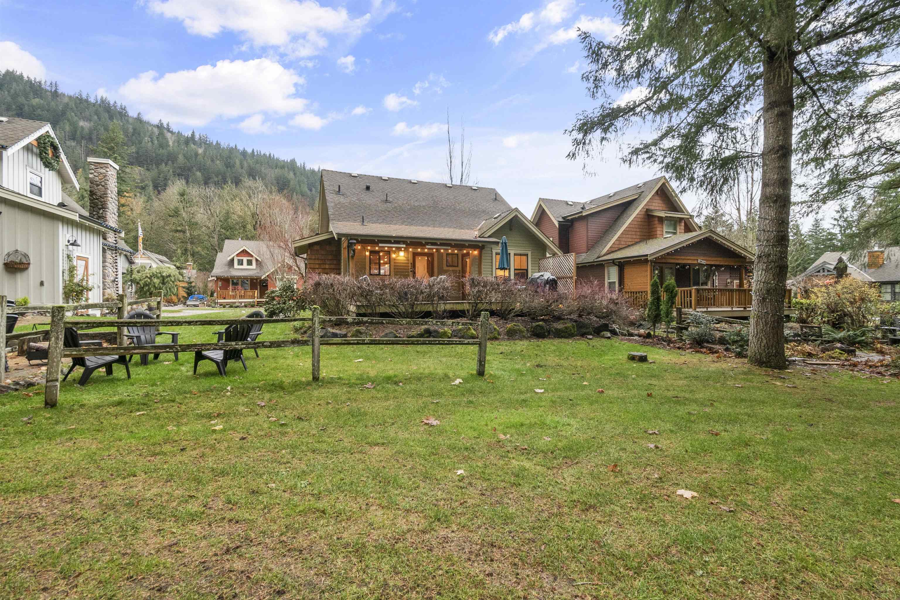 1854 Mossy Green Way, Lindell Beach, BC, V2R 0E1 R2834331 Cultus