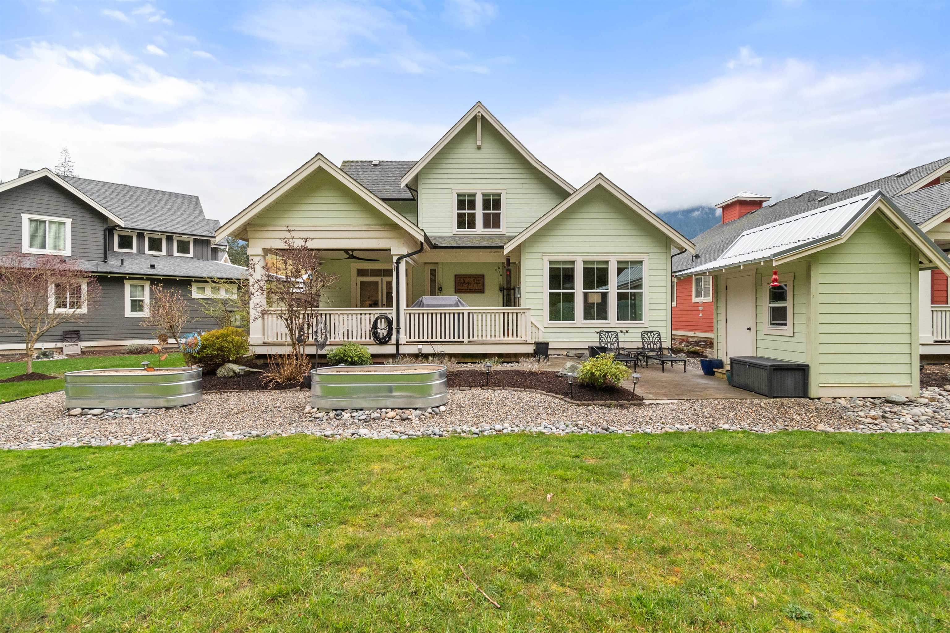 43413 Old Orchard Lane, Cultus Lake, BC, V2R 0Z4 R2870186 Cultus