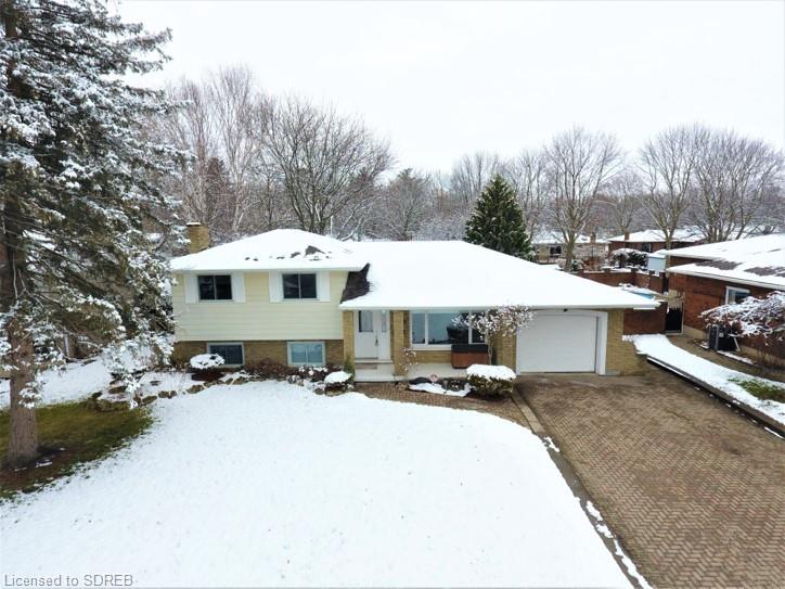 19 Adams Lane, Simcoe, ON, N3Y 4P4 40368602 Gail Bouw Real Estate Agent