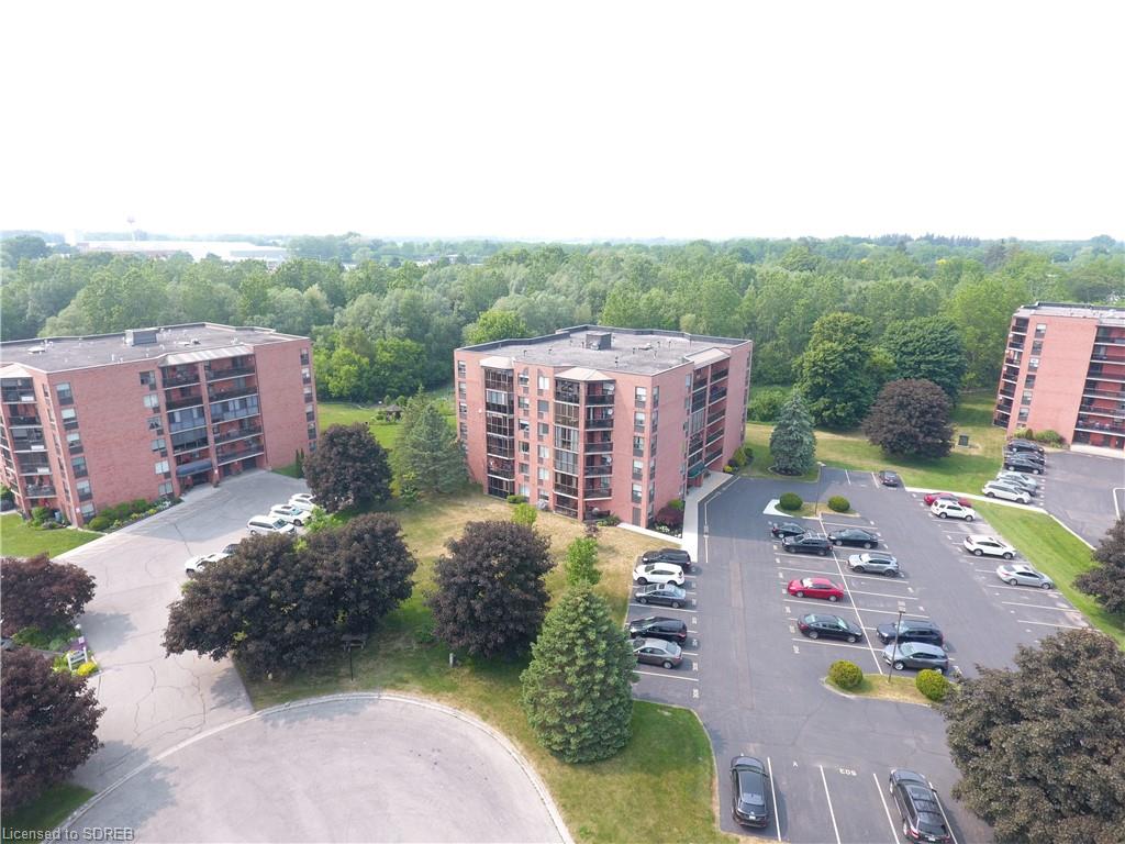 101, 11 Mill Pond Court, Simcoe, ON, N3Y 5J5 40504160 Gail Bouw