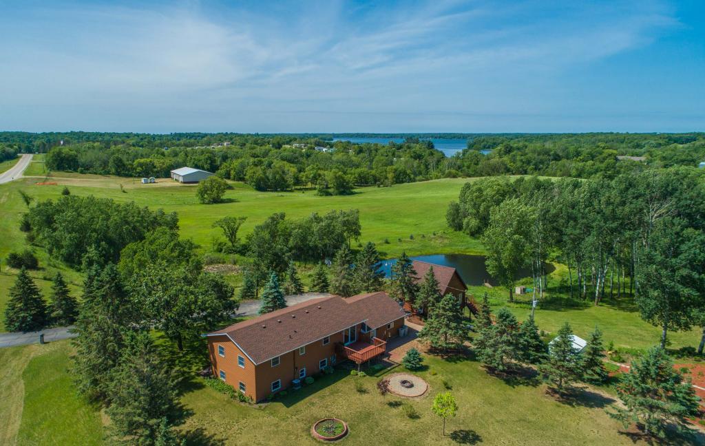22075 County 2, Sauk Centre, MN, 56378 4967468 Aimee Hegg