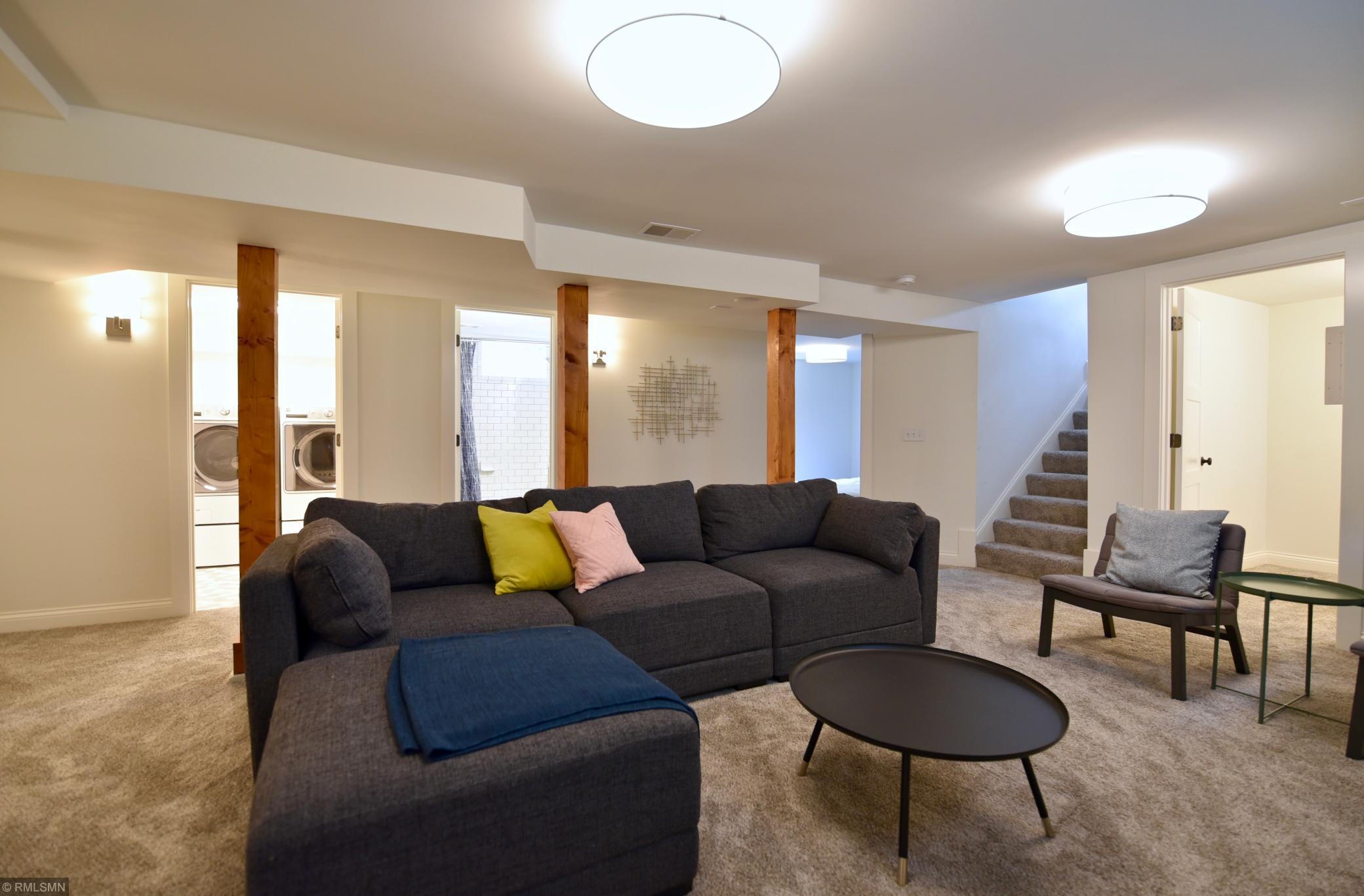 1011 Linwood Avenue, Saint Paul, MN, 55105 5616093 Anderson Realty