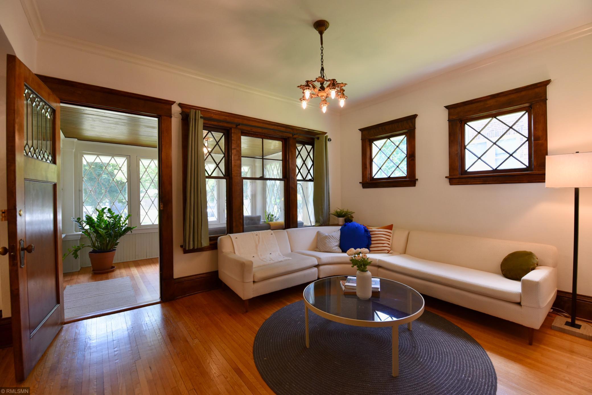 1011 Linwood Avenue, Saint Paul, MN, 55105 5616093 Anderson Realty