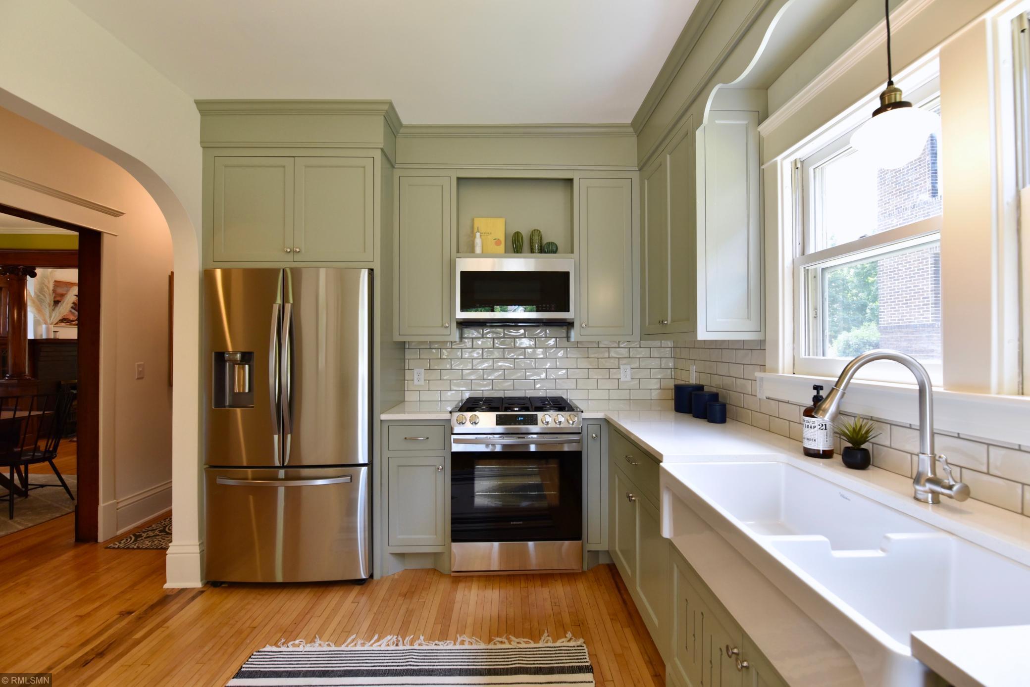 1011 Linwood Avenue, Saint Paul, MN, 55105 5616093 Anderson Realty