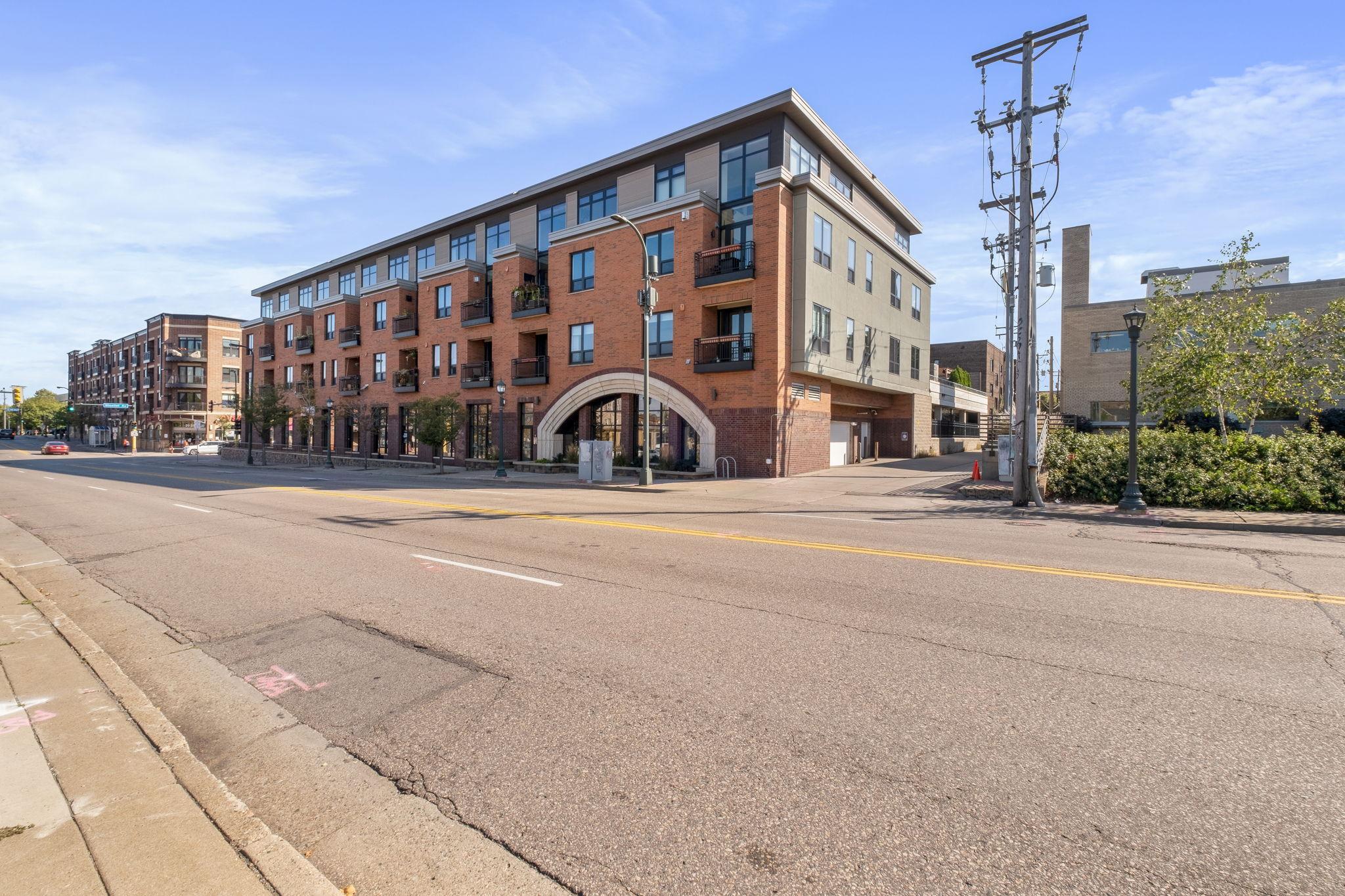 9 W Franklin Avenue Unit 302, Minneapolis, MN, 55404 6261718