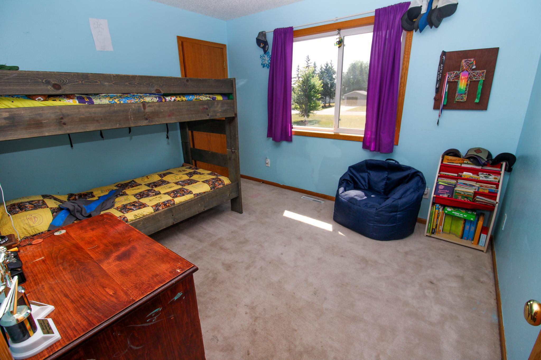 718-country-club-drive-sw-melrose-mn-56352-6424558-aimee-hegg