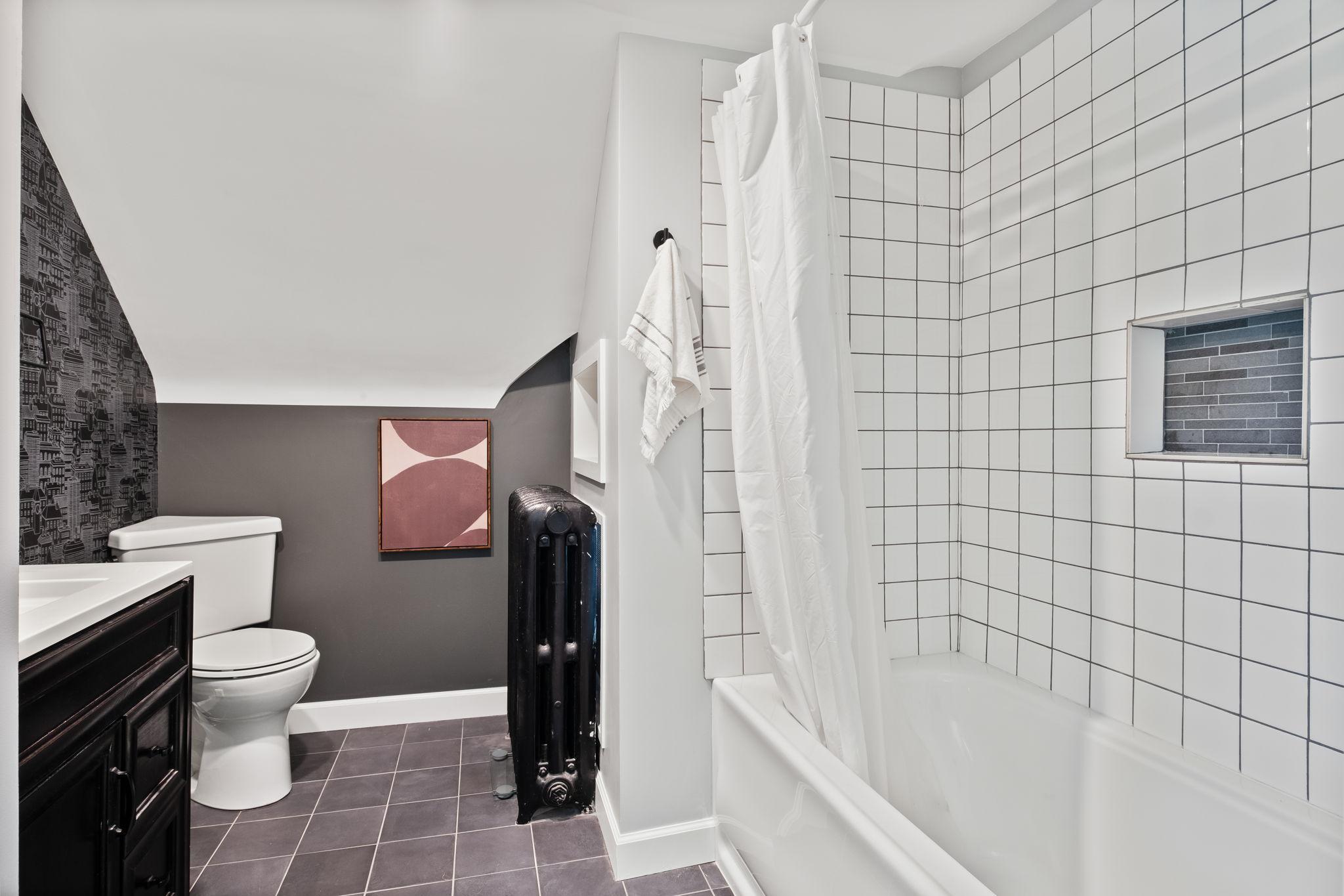 499 Wheelock Parkway W, Saint Paul, MN, 55117 6424691 Anderson Realty