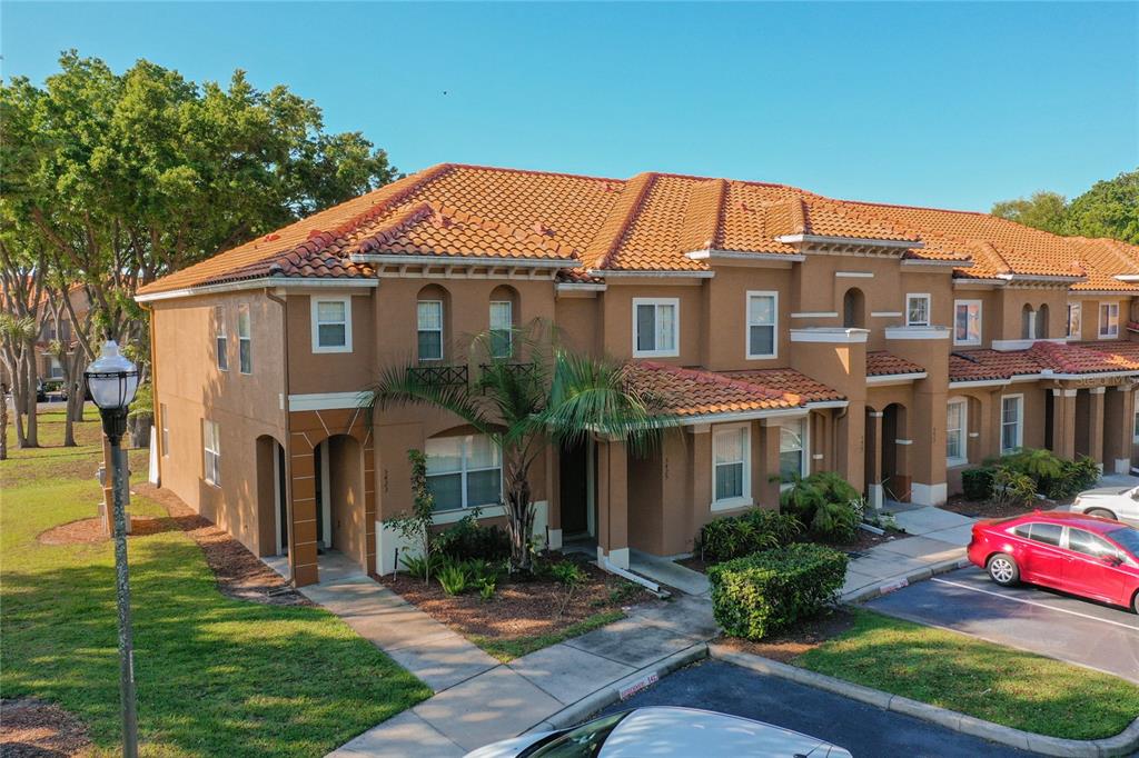 5423 Paradise Cay Circle, Kissimmee, FL, 34746 S5064960 Kathryn