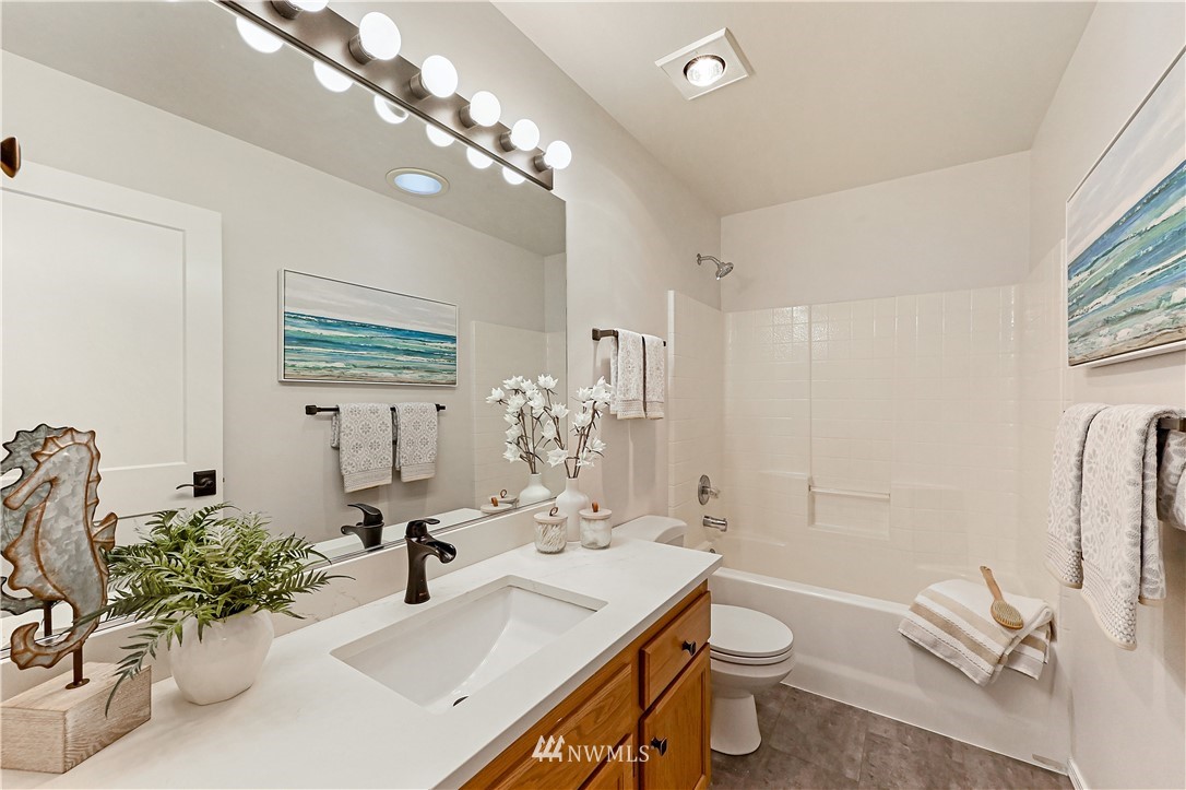 5308 245th Avenue NE, Redmond, WA, 98053 1856394 Carol Junglov