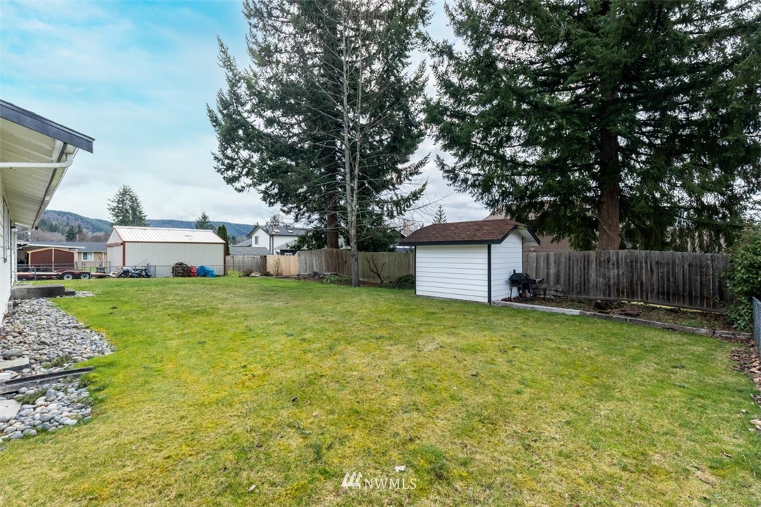 320 Hopkins Drive, Carbonado, WA, 98323 1897756 Porterhouse