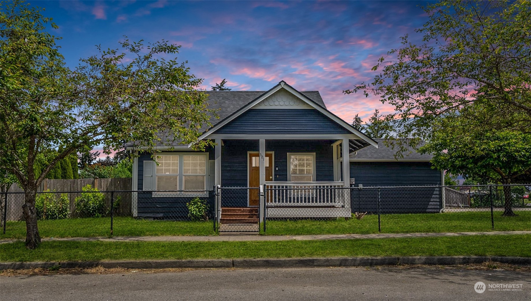 301 Solberg Street NW, Yelm, WA, 98597 2074642 Entwistle Real