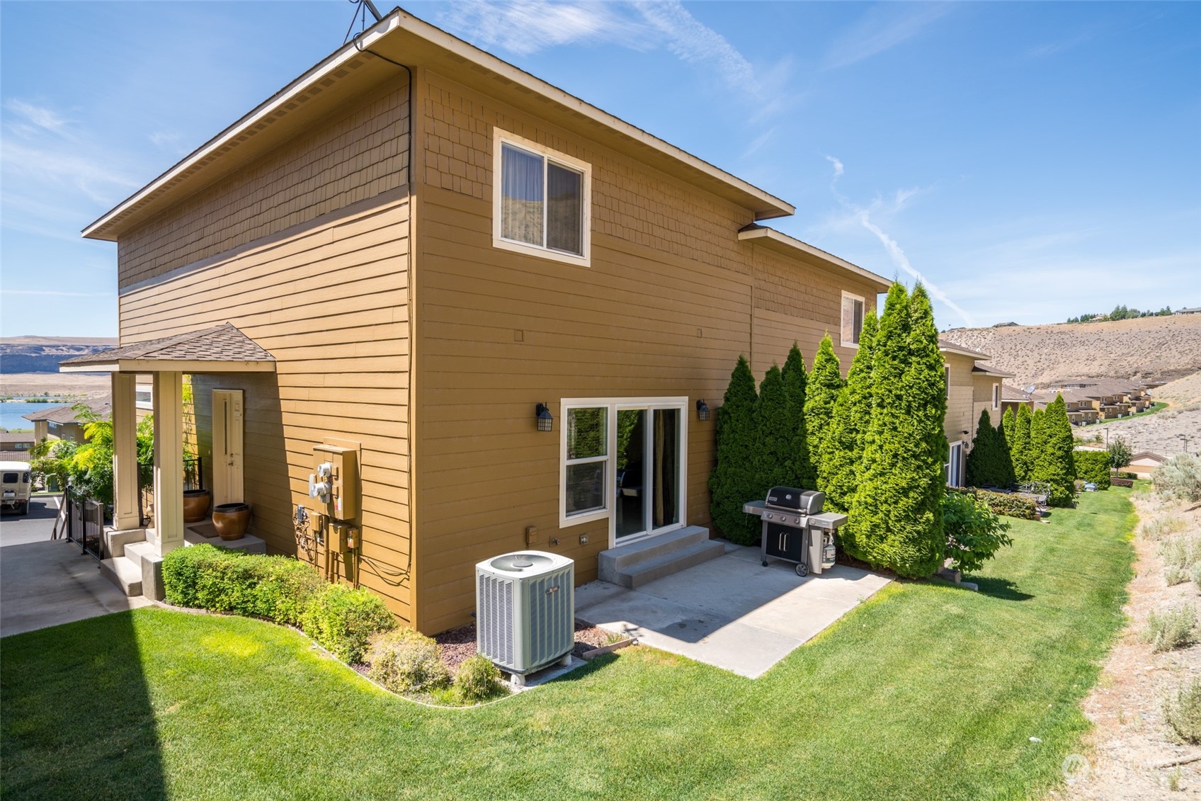 9255 Riverview Way NW, D24, Quincy, WA, 98848 2132065 Porterhouse