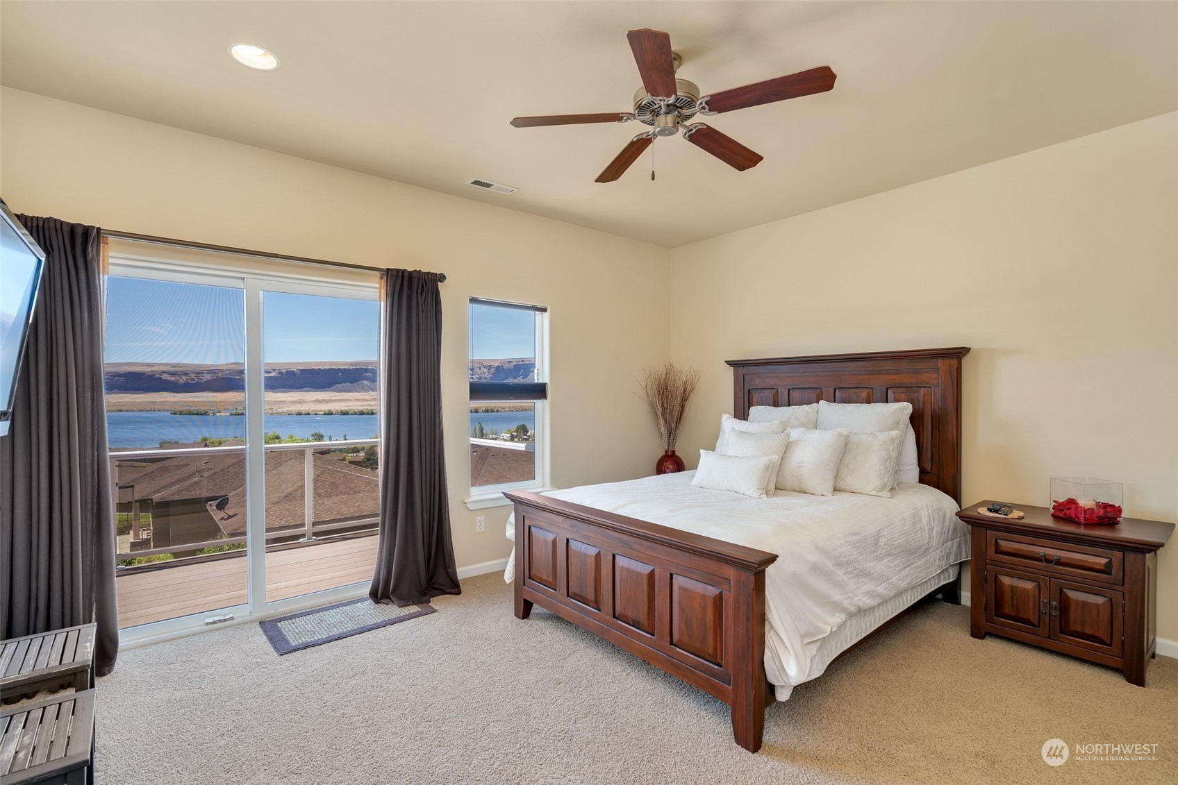 9255 Riverview Way NW, D24, Quincy, WA, 98848 2132065 Porterhouse