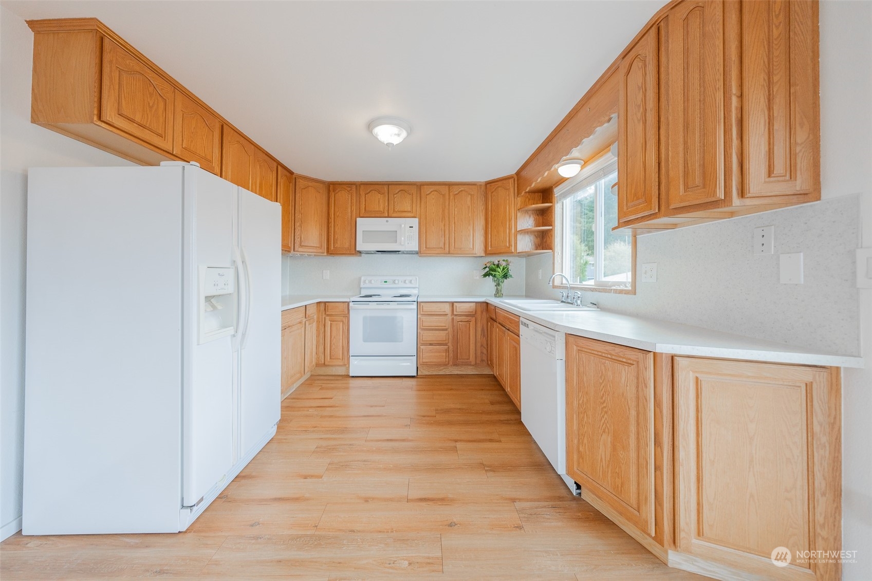 8701 45th Street W, University Place, WA, 98466 2224061 Entwistle