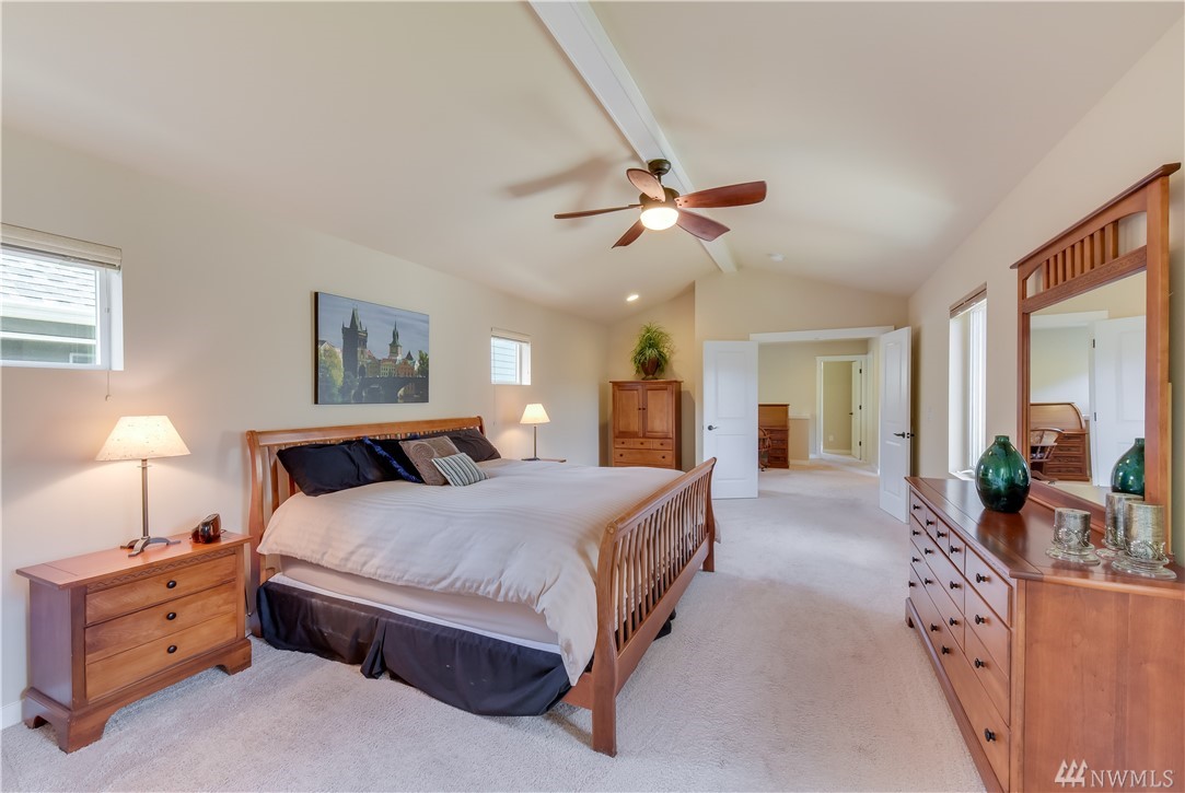 Address Withheld 1296933 Carol Junglov