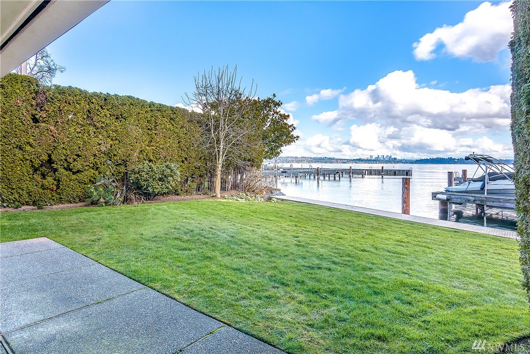 324 Lakeside Avenue S, Unit 101, Seattle, WA, 98144 1428308 Joe & Julie