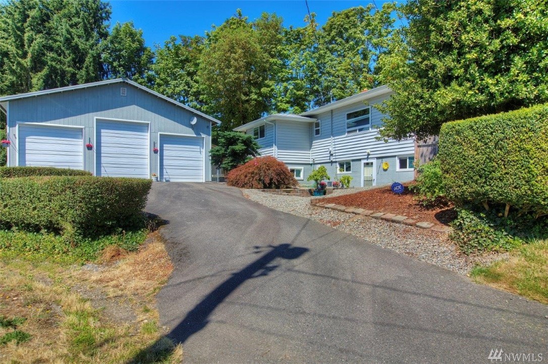 423 Lind Avenue SW, Renton, WA, 98057 1498182 Bill Albright