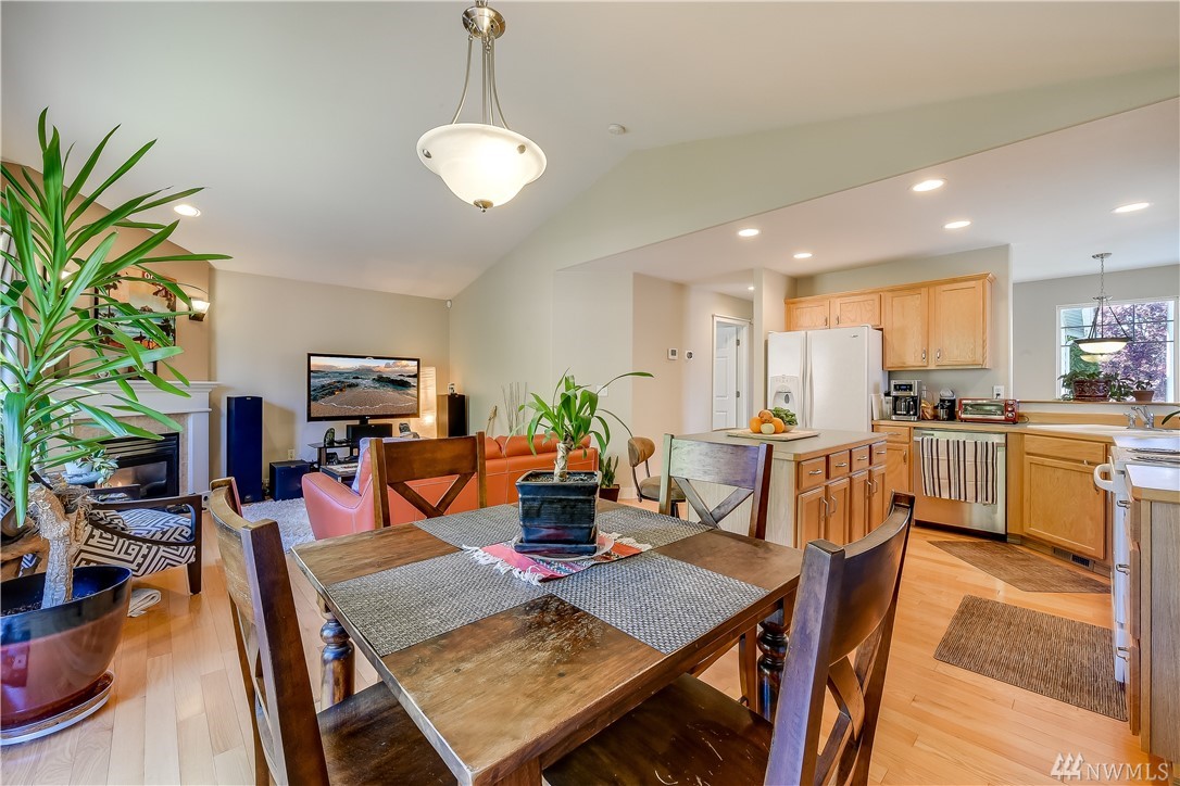 15114 277th Place NE, Duvall, WA, 98019 1599492 Carol Junglov