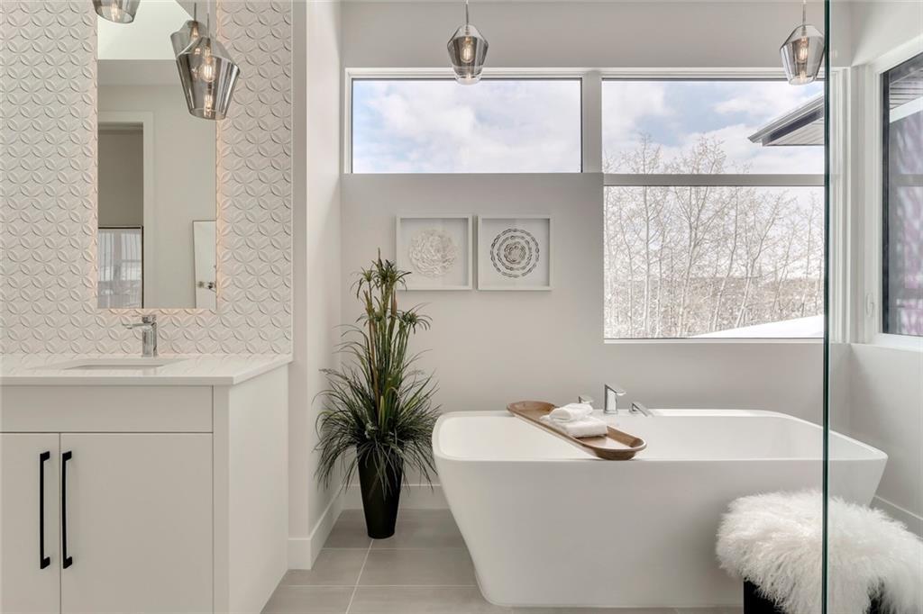 113 Rock Lake Heights NW, Calgary, AB, T3G 0G3 C4279665 Tony