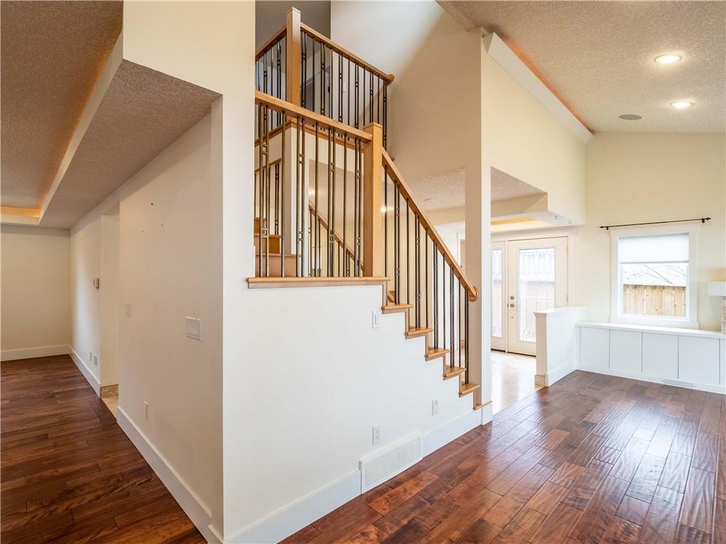 1077 East Chestermere Drive, Chestermere, AB, T1X 1A9 C4274561