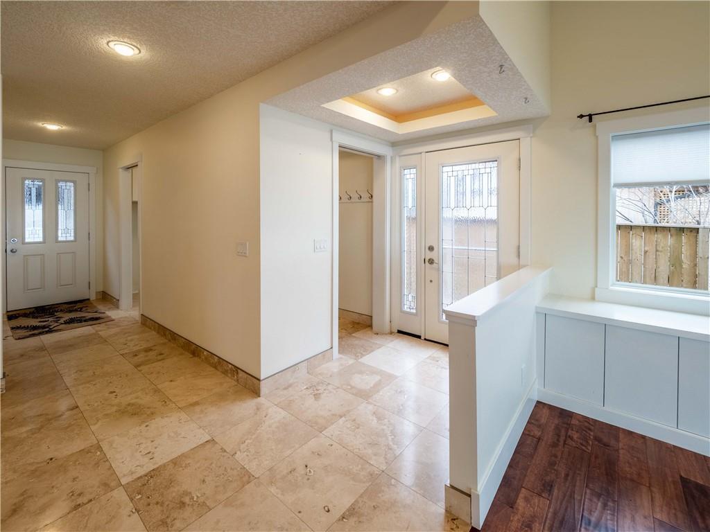 1077 East Chestermere Drive, Chestermere, AB, T1X 1A9 C4274561