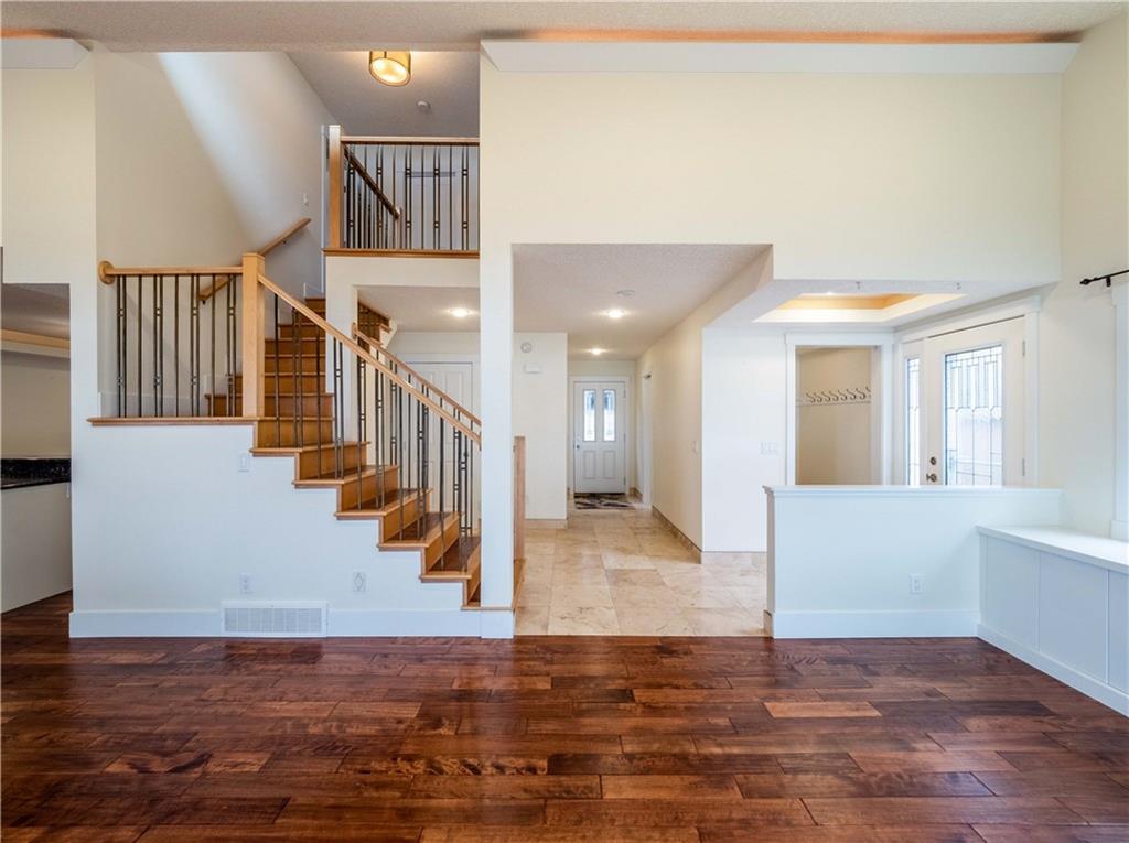 1077 East Chestermere Drive, Chestermere, AB, T1X 1A9 C4274561