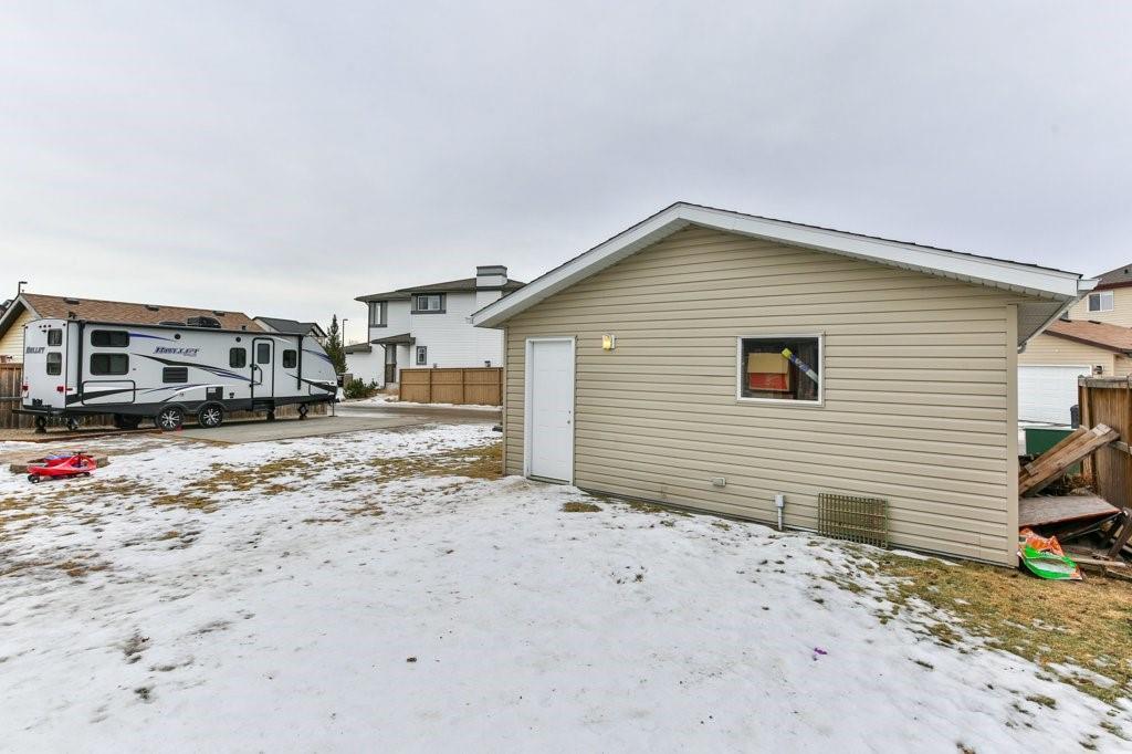 2011 Reunion Boulevard NW, Airdrie, AB, T4B 0H2 C4282318 Mari Carr