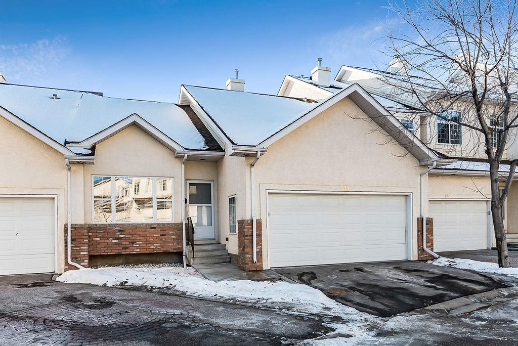 332 Prominence Heights SW, Calgary, AB, T3H 2Z6 C4279862 Anita Lamarche